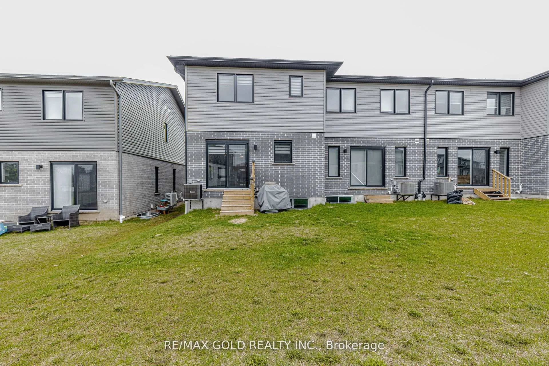 Photo 48 of 18 Wilkinson Avenue, Cambridge — HOMEH