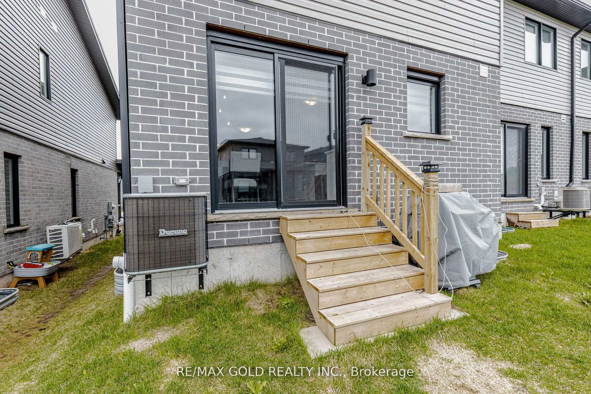 Photo 50 of 18 Wilkinson Avenue, Cambridge — HOMEH