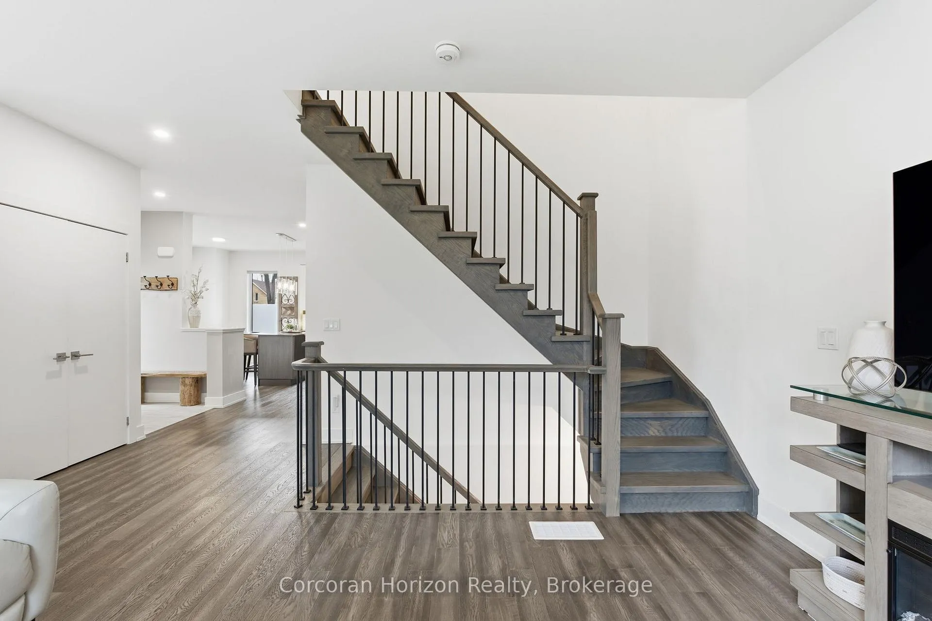 Photo 16 of Unit 21, 107 Concession Street, Cambridge, East Galt — HOMEH