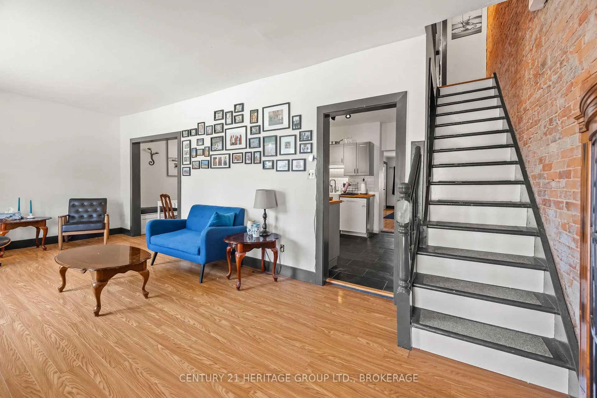 Photo 5 of 127 Stephen Street N, Kingston, East of Sir John A. Blvd — HOMEH