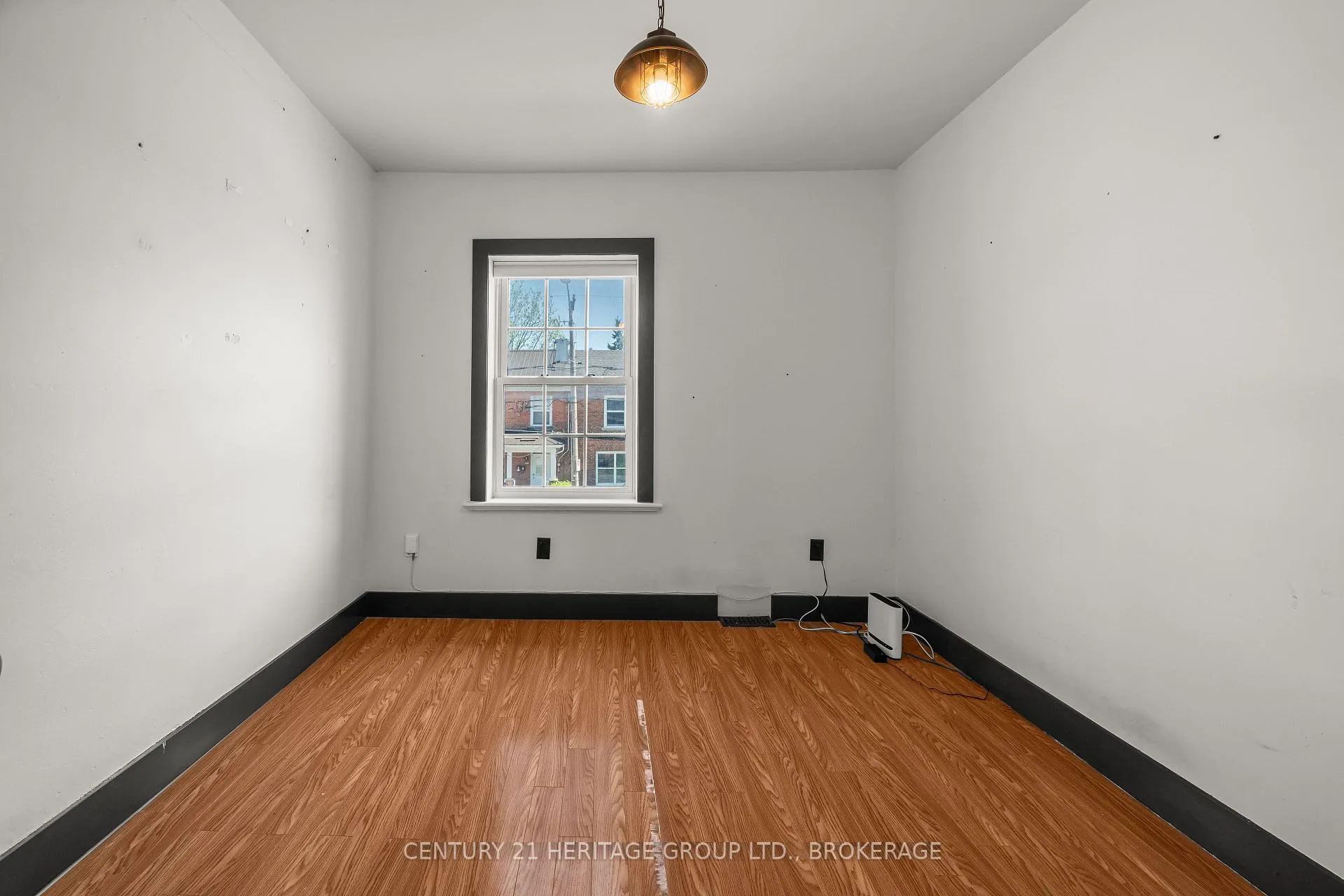 Photo 26 of 127 Stephen Street N, Kingston, East of Sir John A. Blvd — HOMEH