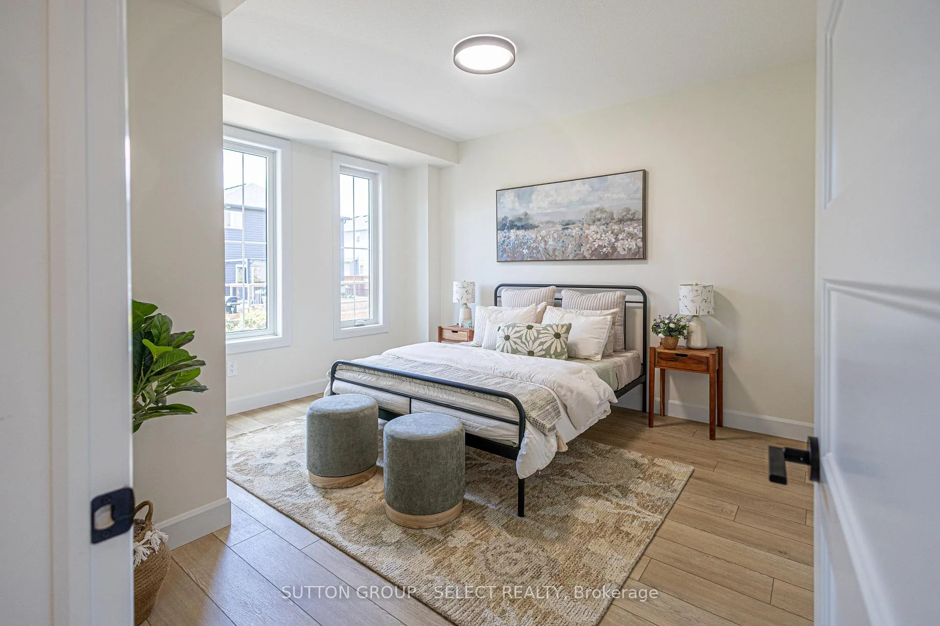 Photo 4 of Unit 12, 233 Upper Queen Street, Thames Centre, Thorndale — HOMEH
