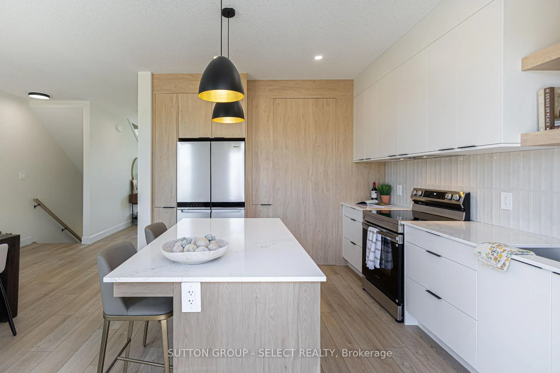 Photo 21 of Unit 12, 233 Upper Queen Street, Thames Centre, Thorndale — HOMEH