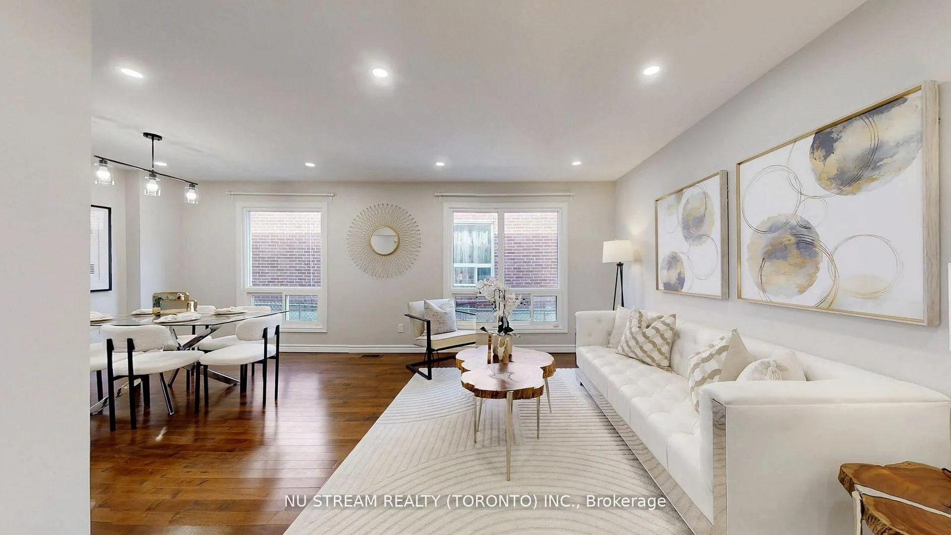 Photo 4 of 26 Trothen Circle, Markham, Markham Village — HOMEH