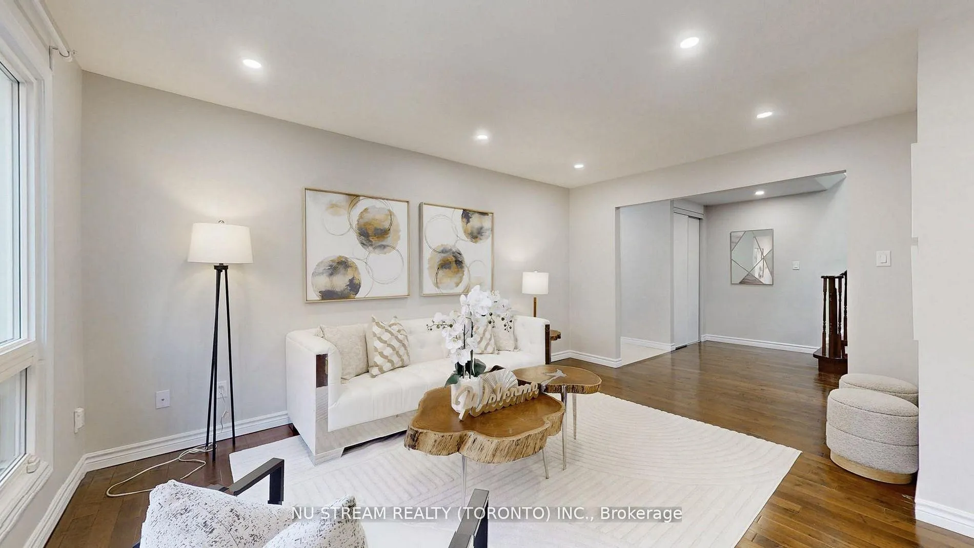 Photo 6 of 26 Trothen Circle, Markham, Markham Village — HOMEH
