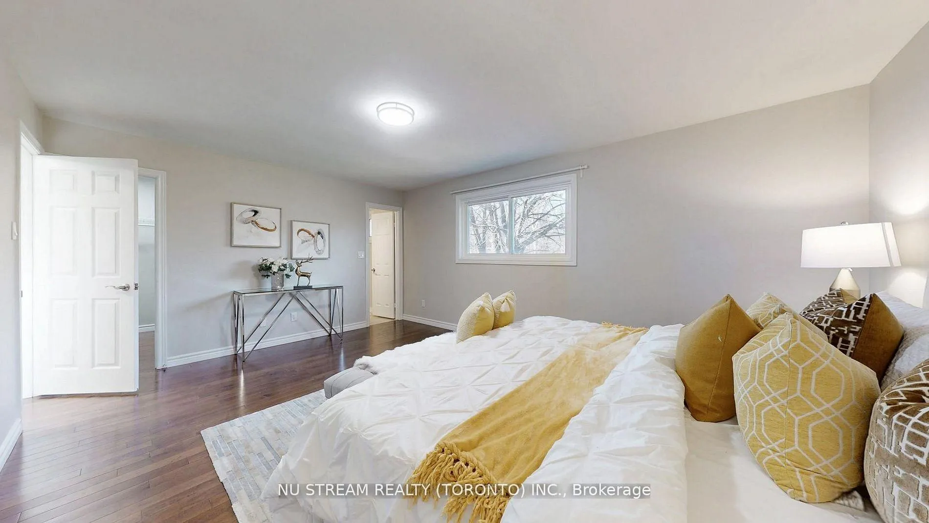 Photo 29 of 26 Trothen Circle, Markham, Markham Village — HOMEH