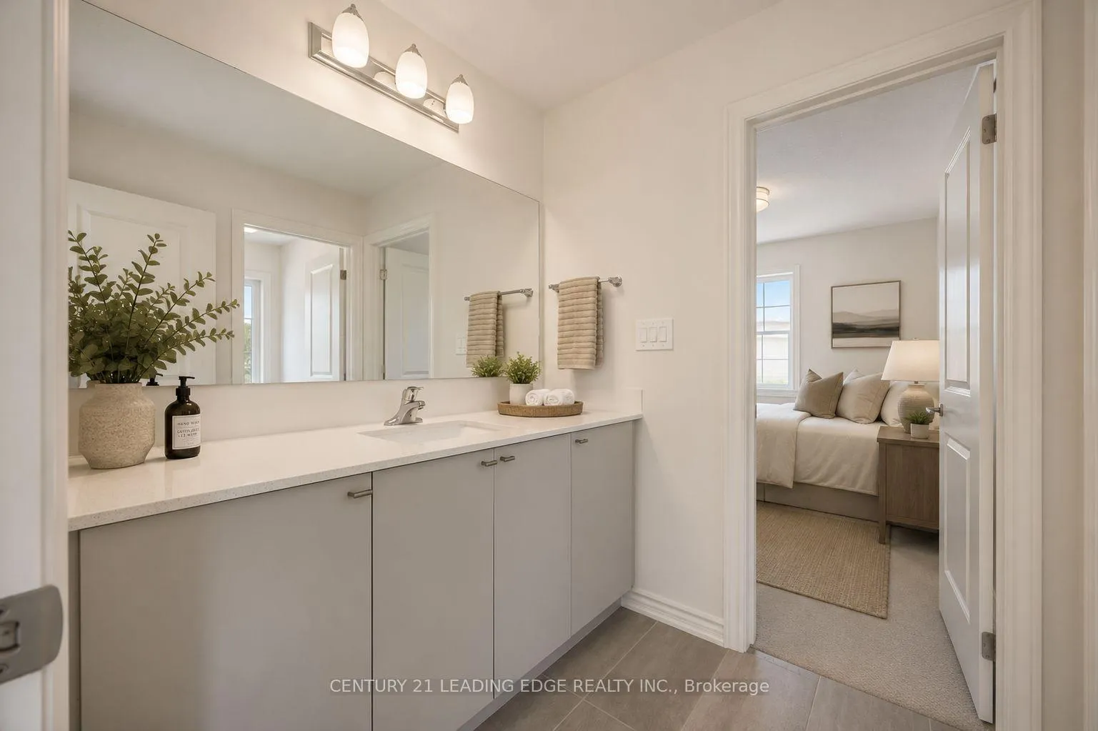 Photo 43 of 66 Donald Cameron Crescent, Clarington, Courtice — HOMEH