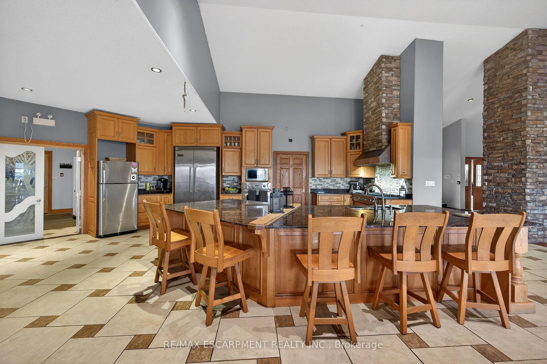 Photo 11 of 393 Old Onondaga Road E, Brant, Brantford Twp — HOMEH