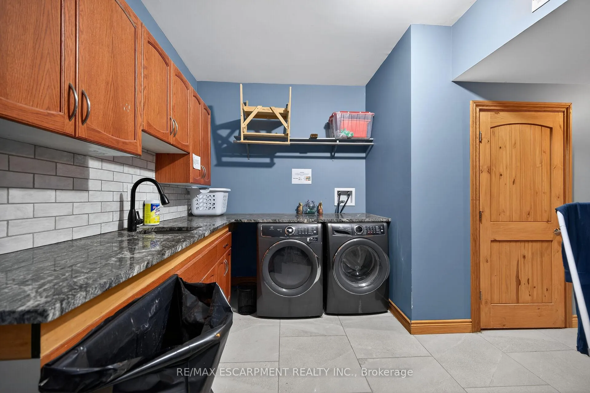 Photo 19 of 393 Old Onondaga Road E, Brant, Brantford Twp — HOMEH