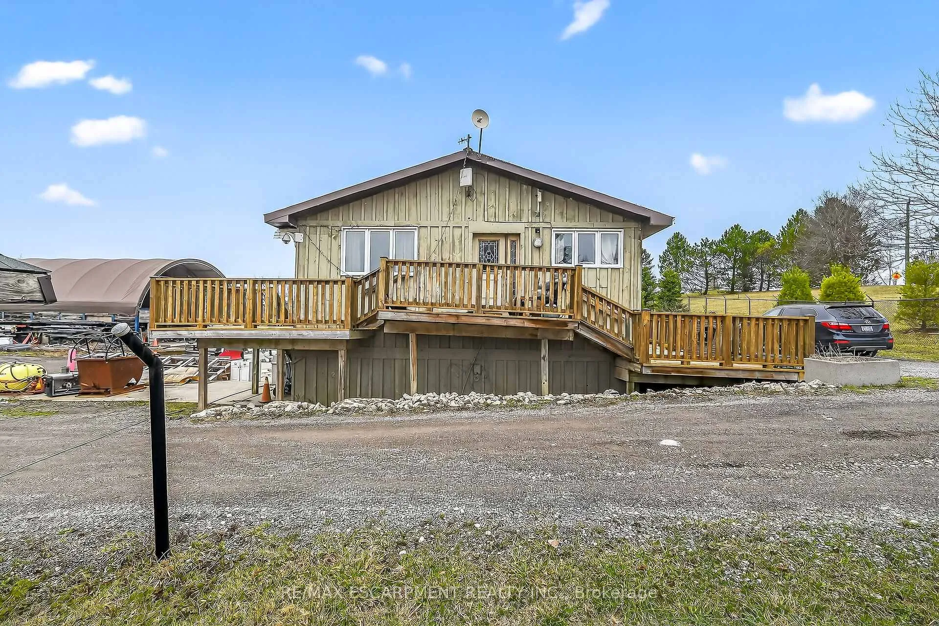 Photo 40 of 393 Old Onondaga Road E, Brant, Brantford Twp — HOMEH