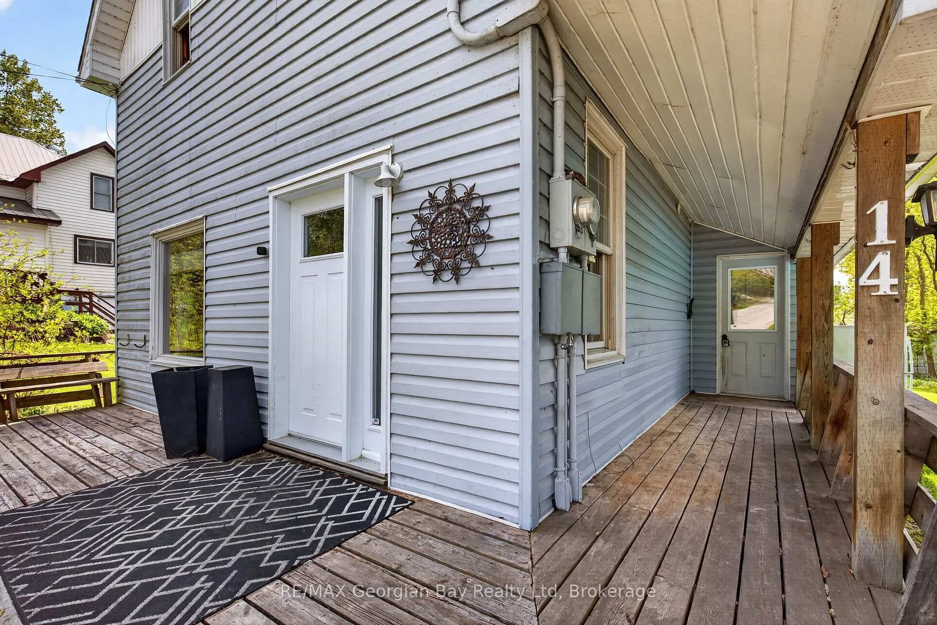 Photo 2 of 14 Centre Street, Penetanguishene — HOMEH