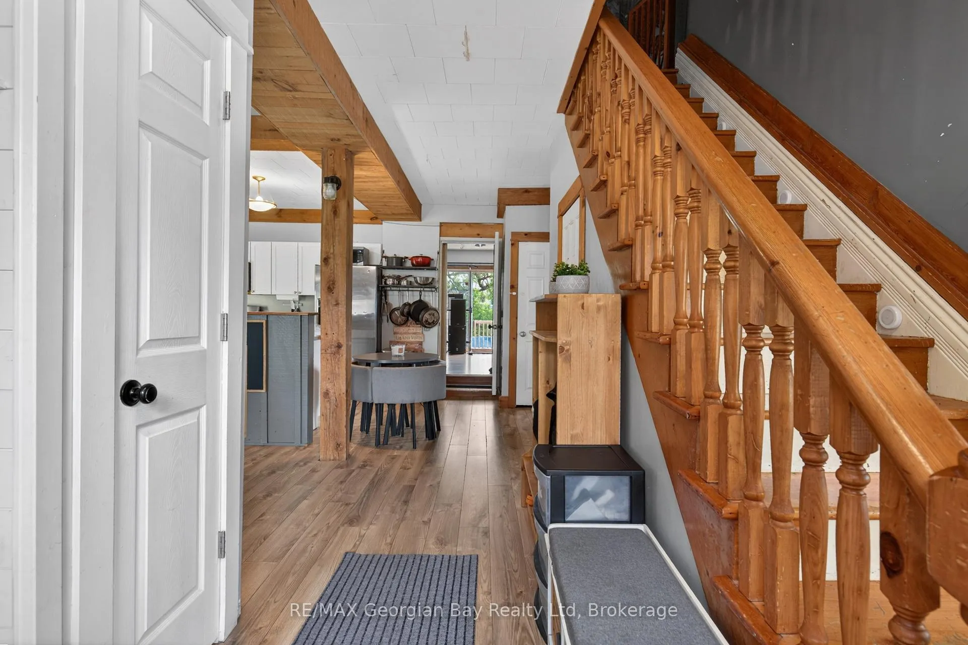 Photo 3 of 14 Centre Street, Penetanguishene — HOMEH
