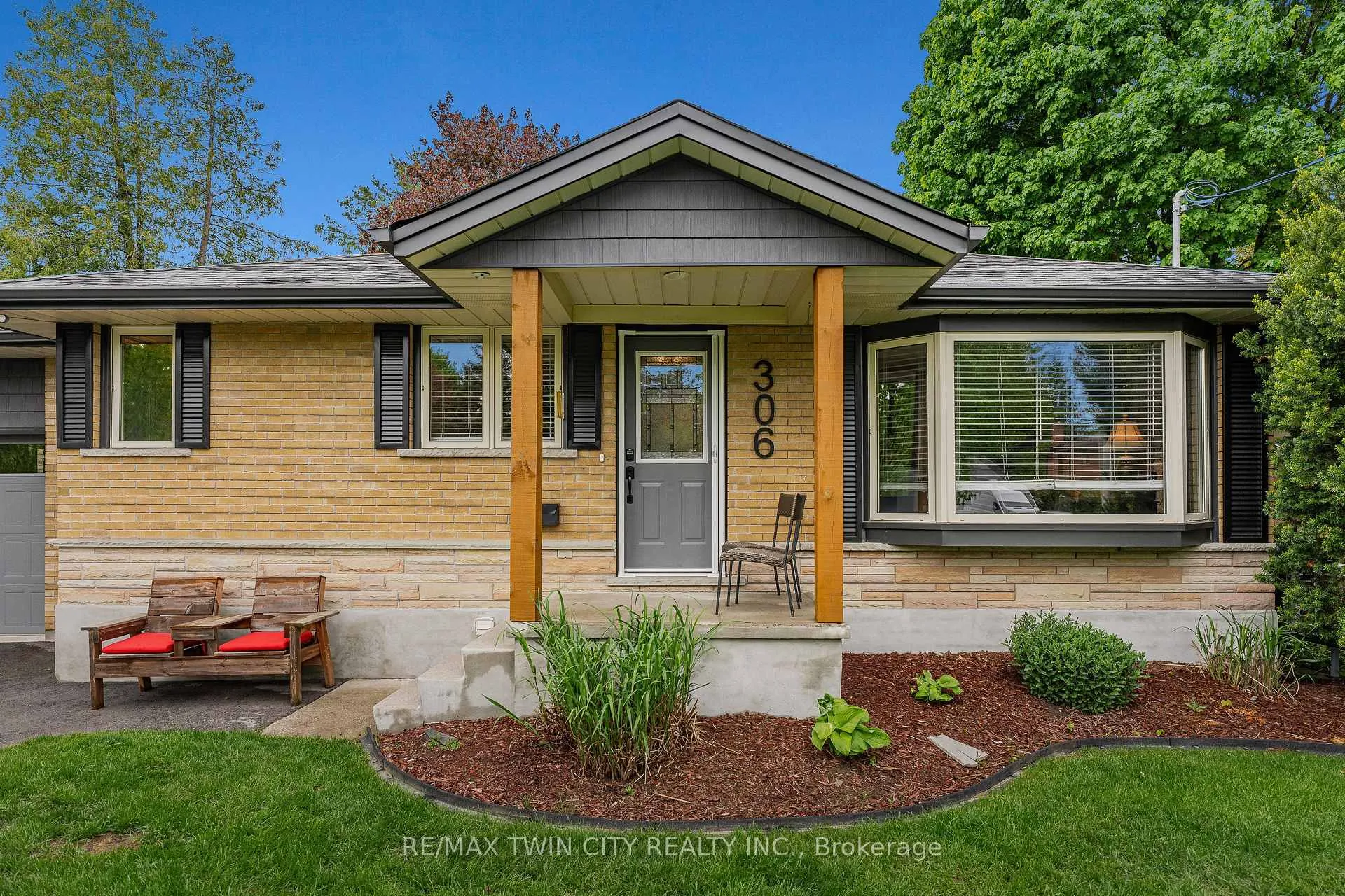Photo 6 of 306 Normandy Avenue, Waterloo — HOMEH