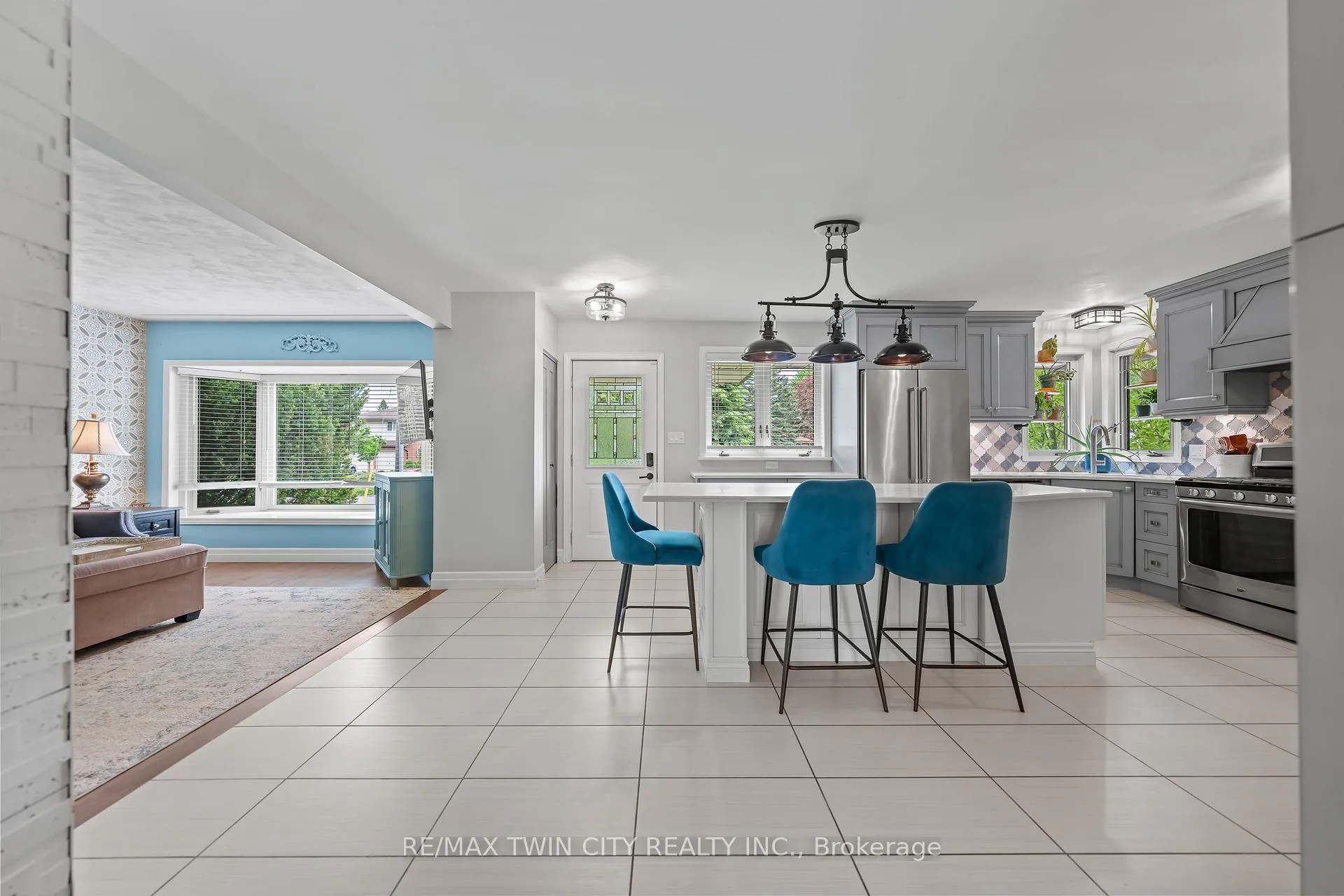 Photo 8 of 306 Normandy Avenue, Waterloo — HOMEH