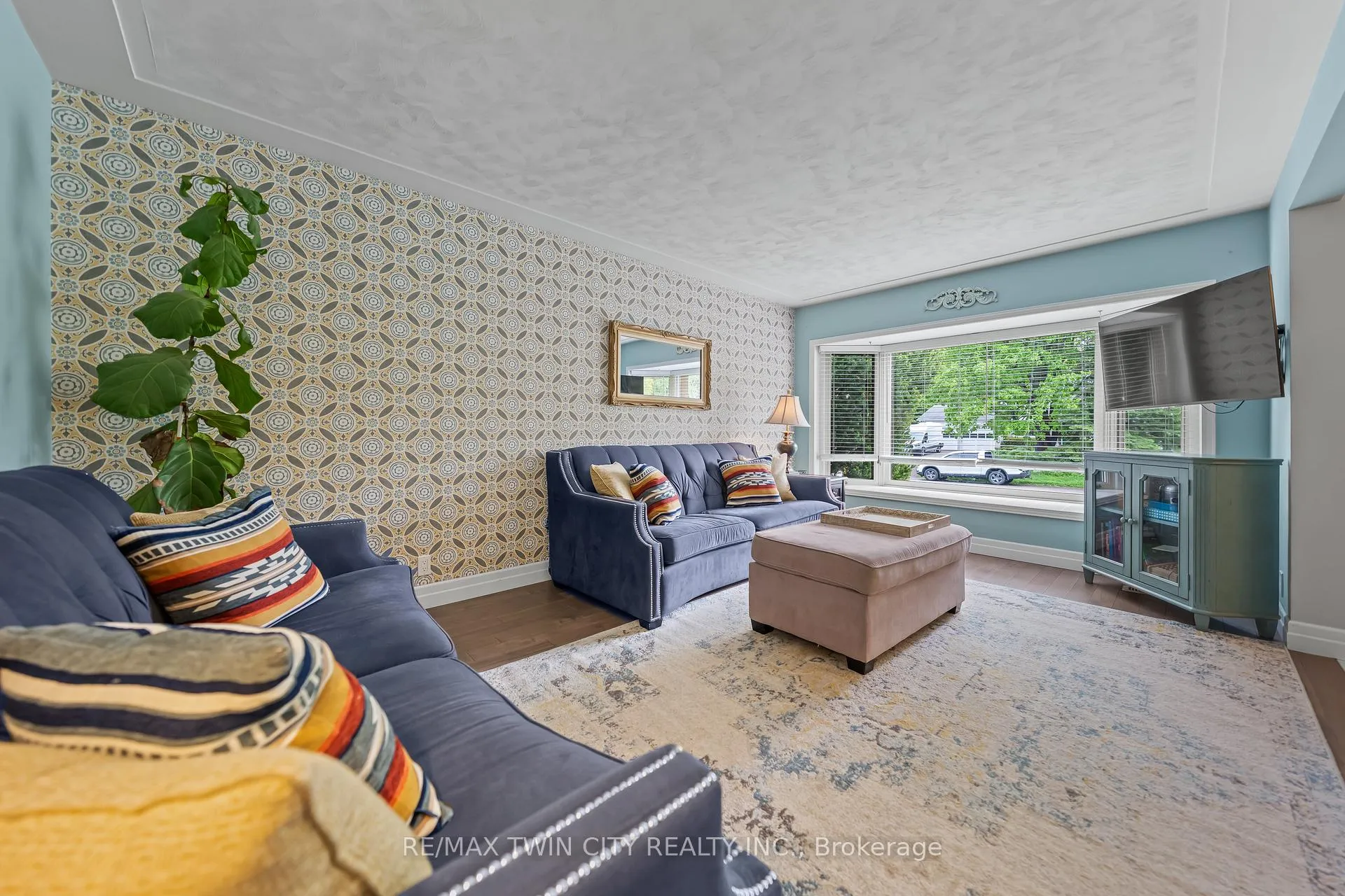 Photo 18 of 306 Normandy Avenue, Waterloo — HOMEH