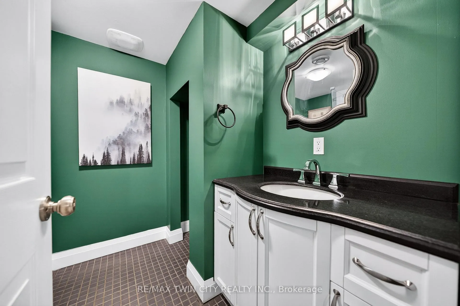 Photo 34 of 306 Normandy Avenue, Waterloo — HOMEH