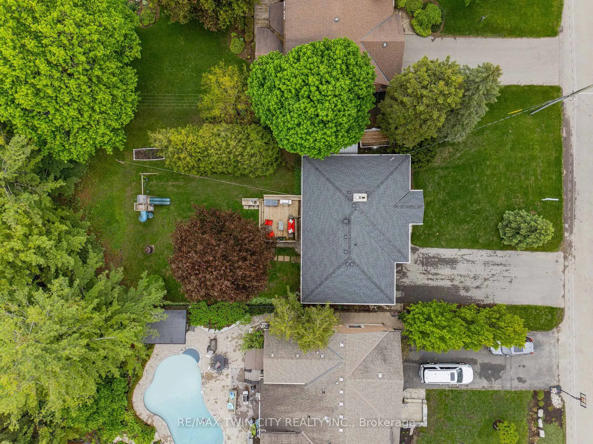 Photo 36 of 306 Normandy Avenue, Waterloo — HOMEH