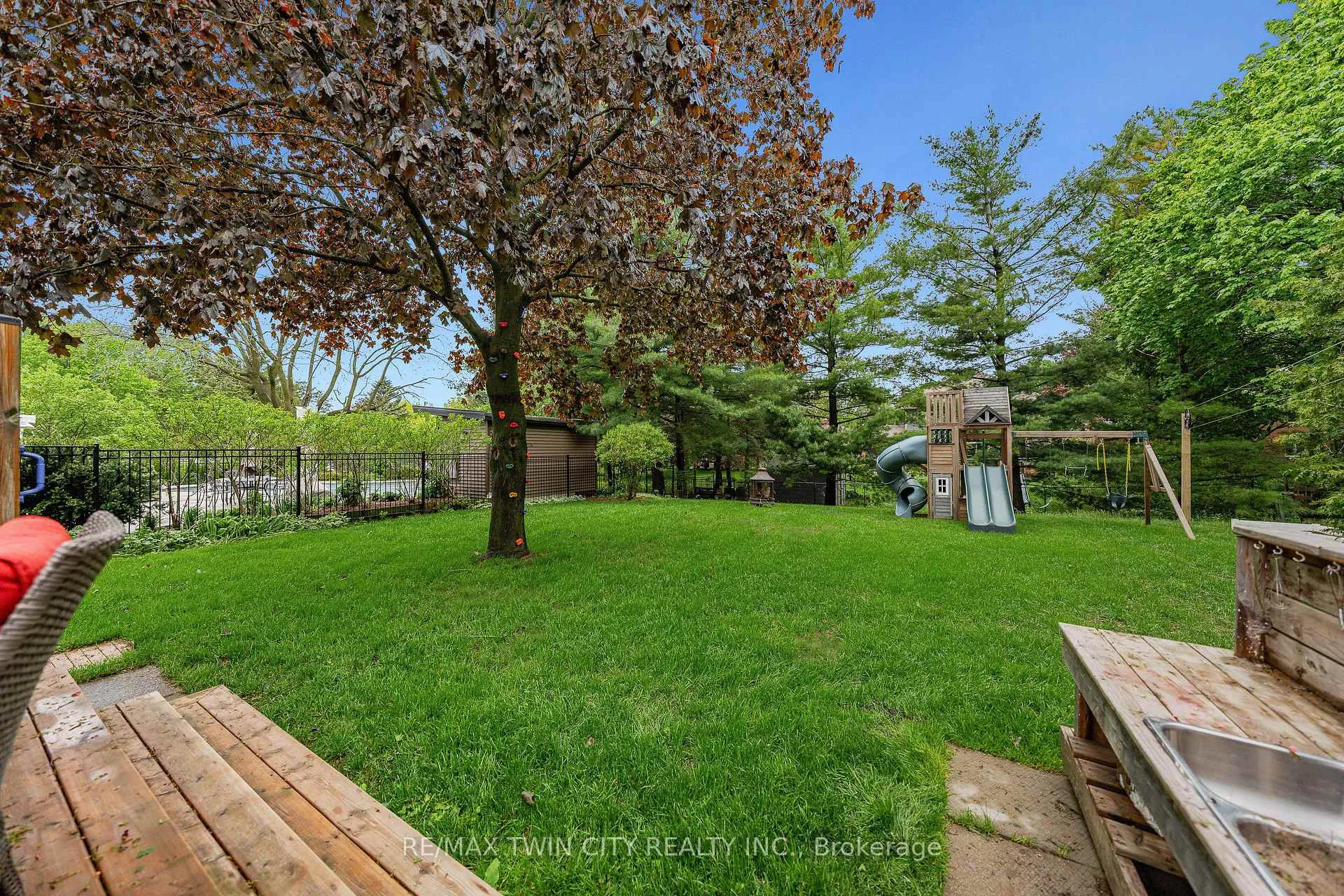 Photo 38 of 306 Normandy Avenue, Waterloo — HOMEH