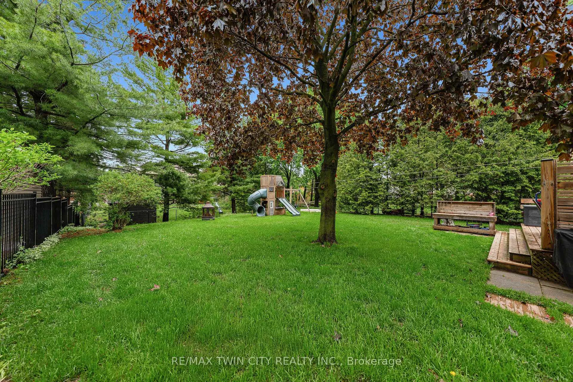 Photo 41 of 306 Normandy Avenue, Waterloo — HOMEH