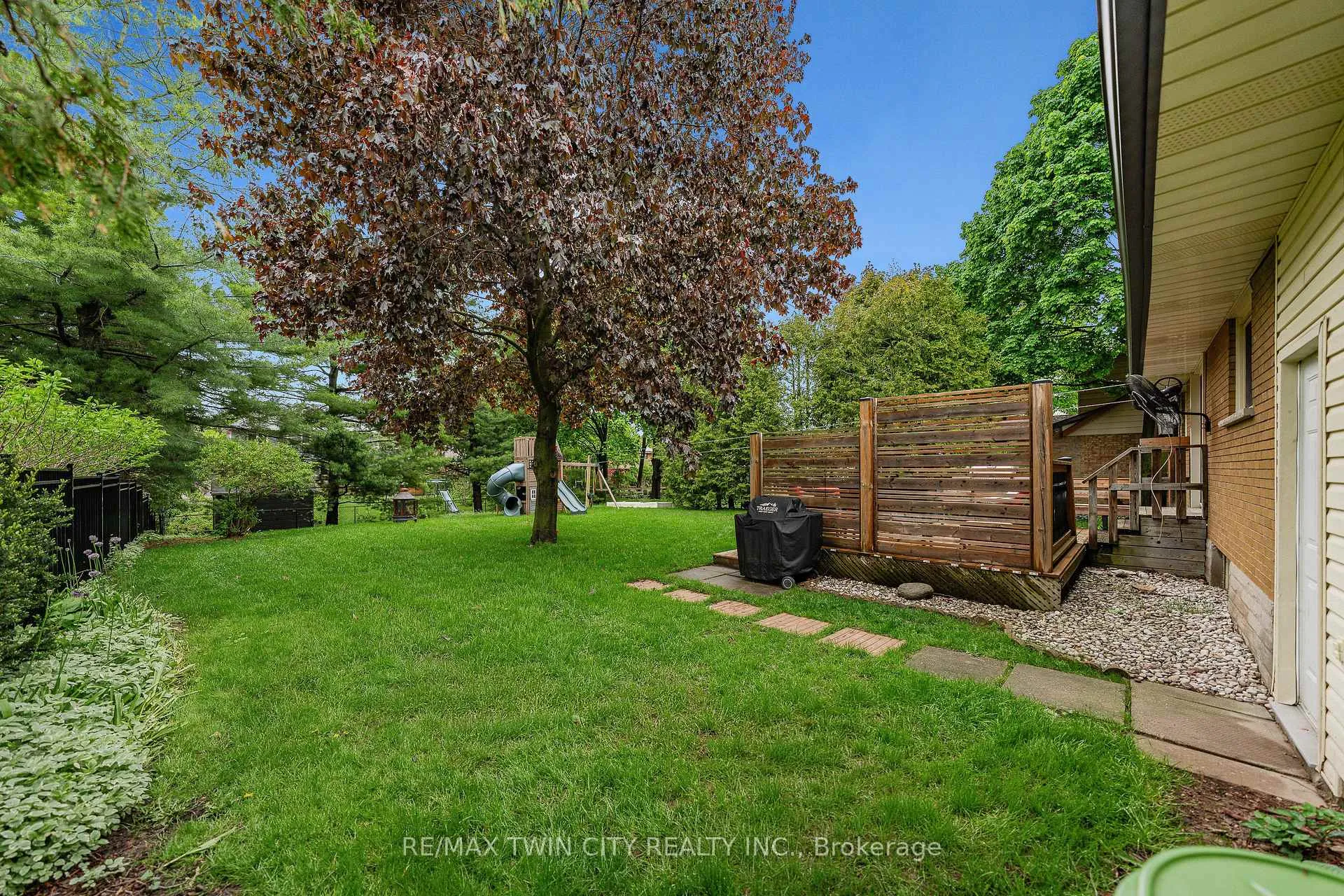 Photo 42 of 306 Normandy Avenue, Waterloo — HOMEH