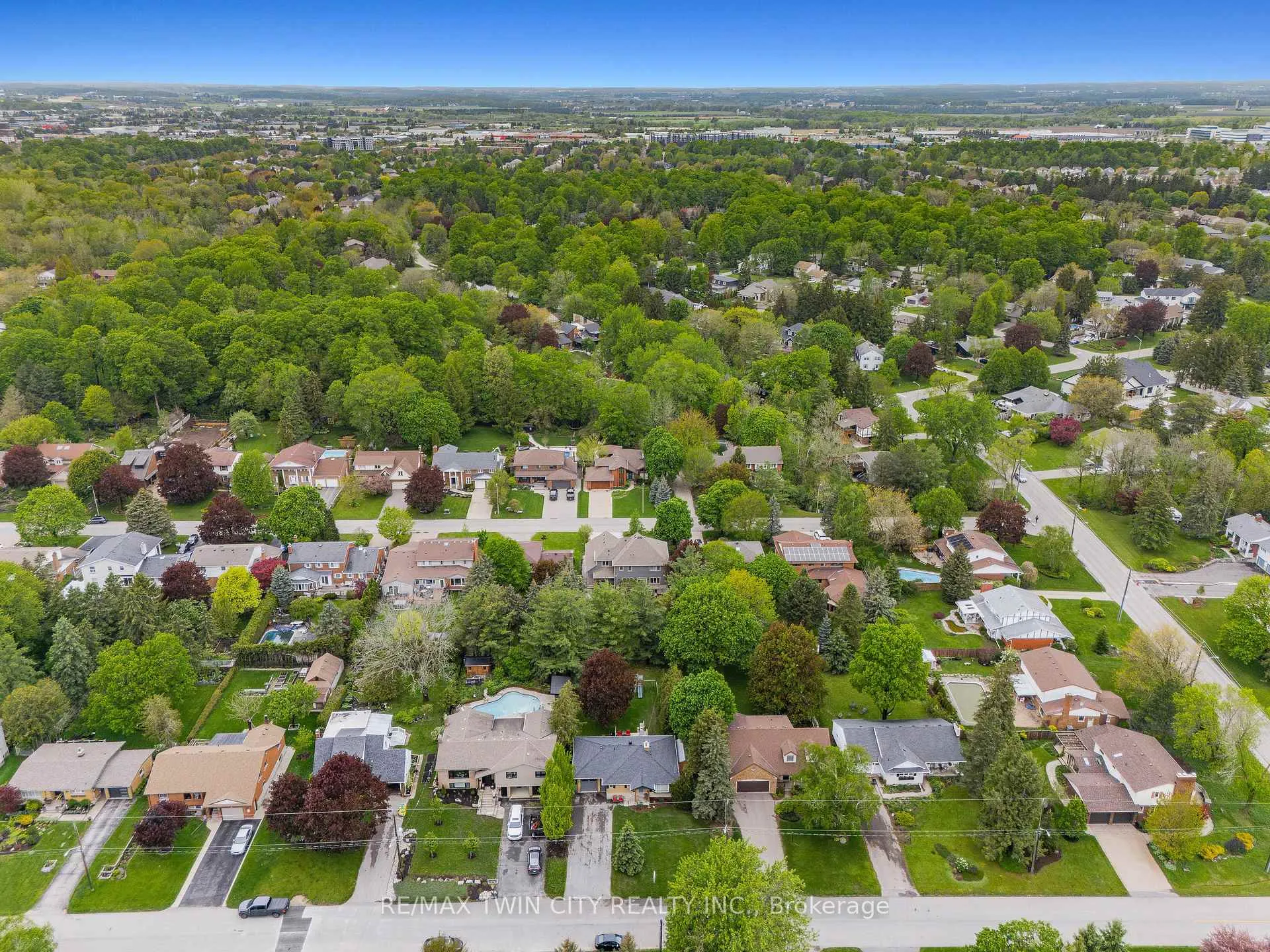 Photo 44 of 306 Normandy Avenue, Waterloo — HOMEH