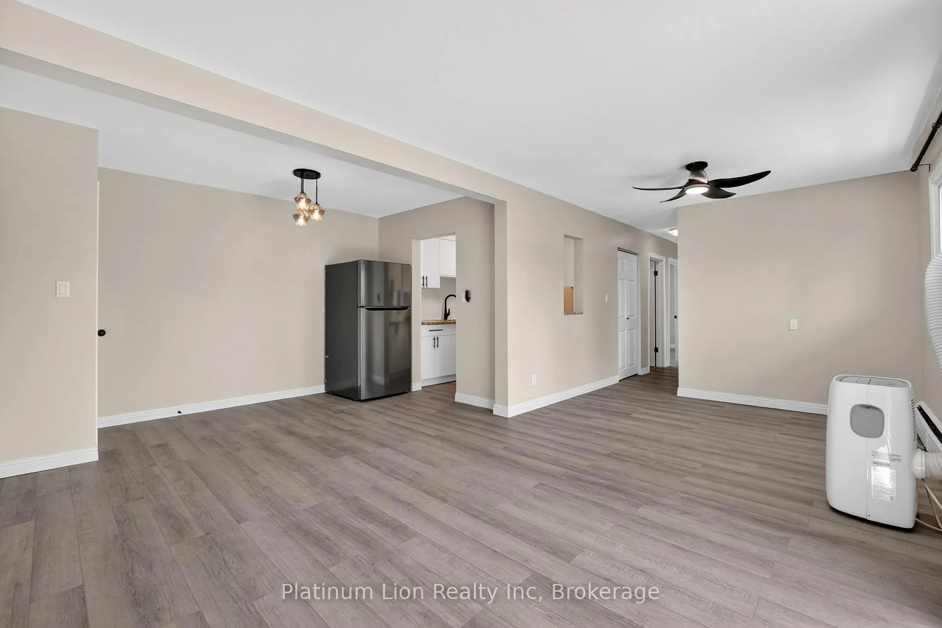 Photo 10 of Unit 7, 81 Kenwood Drive, Kitchener, Heritage Park - Kitchener — HOMEH