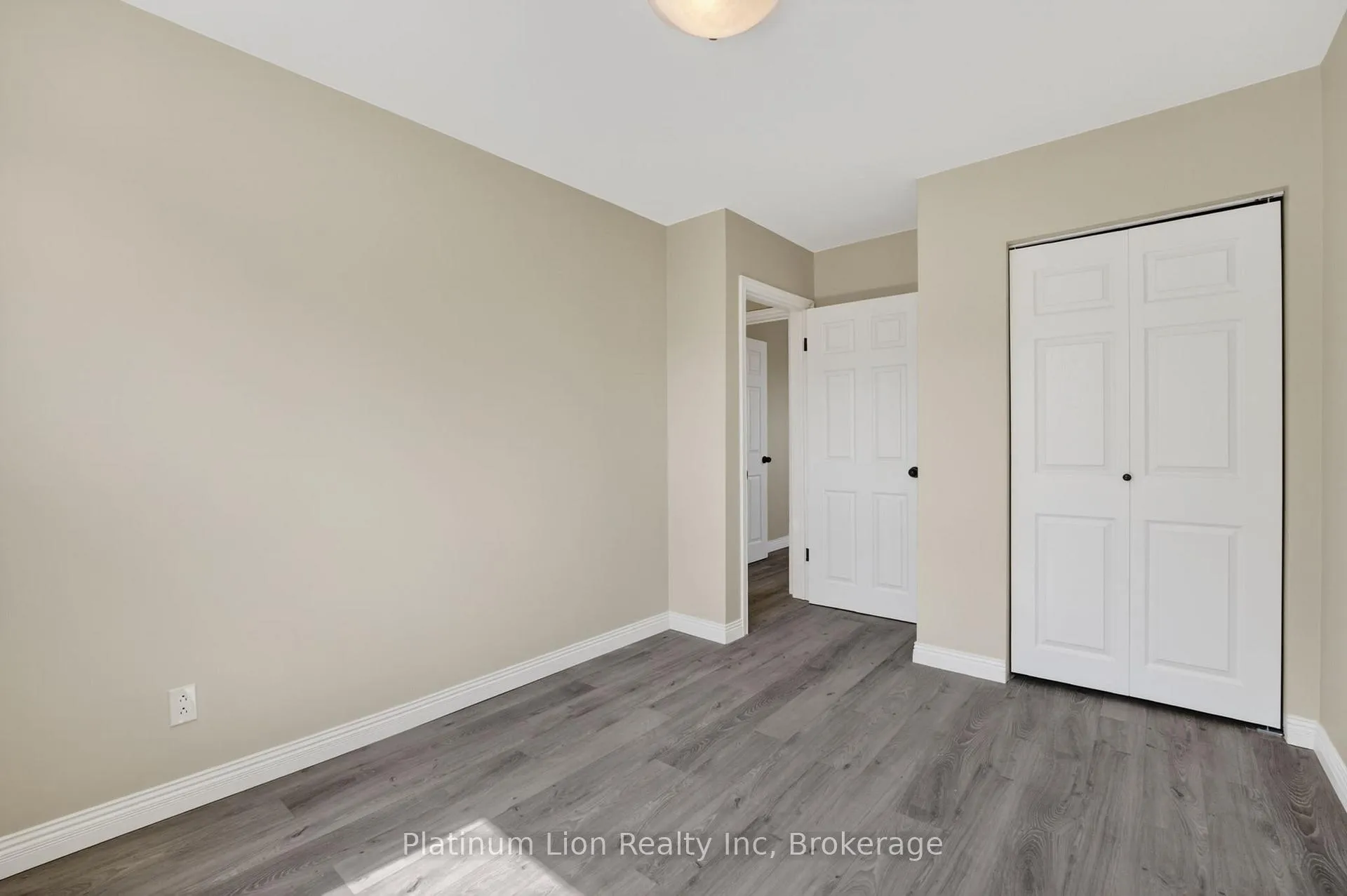 Photo 18 of Unit 7, 81 Kenwood Drive, Kitchener, Heritage Park - Kitchener — HOMEH