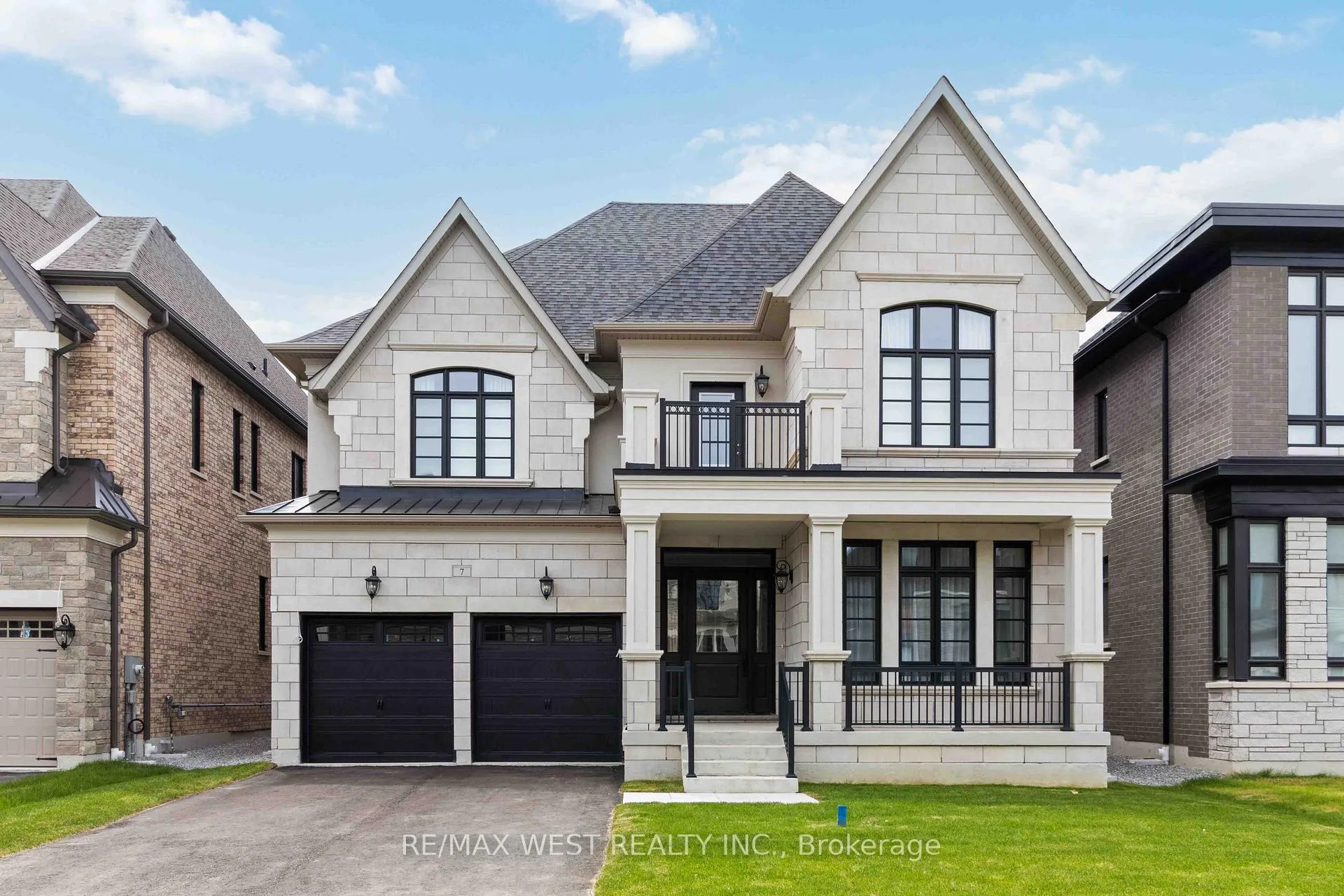 Front of 7 Saxby Farm Avenue