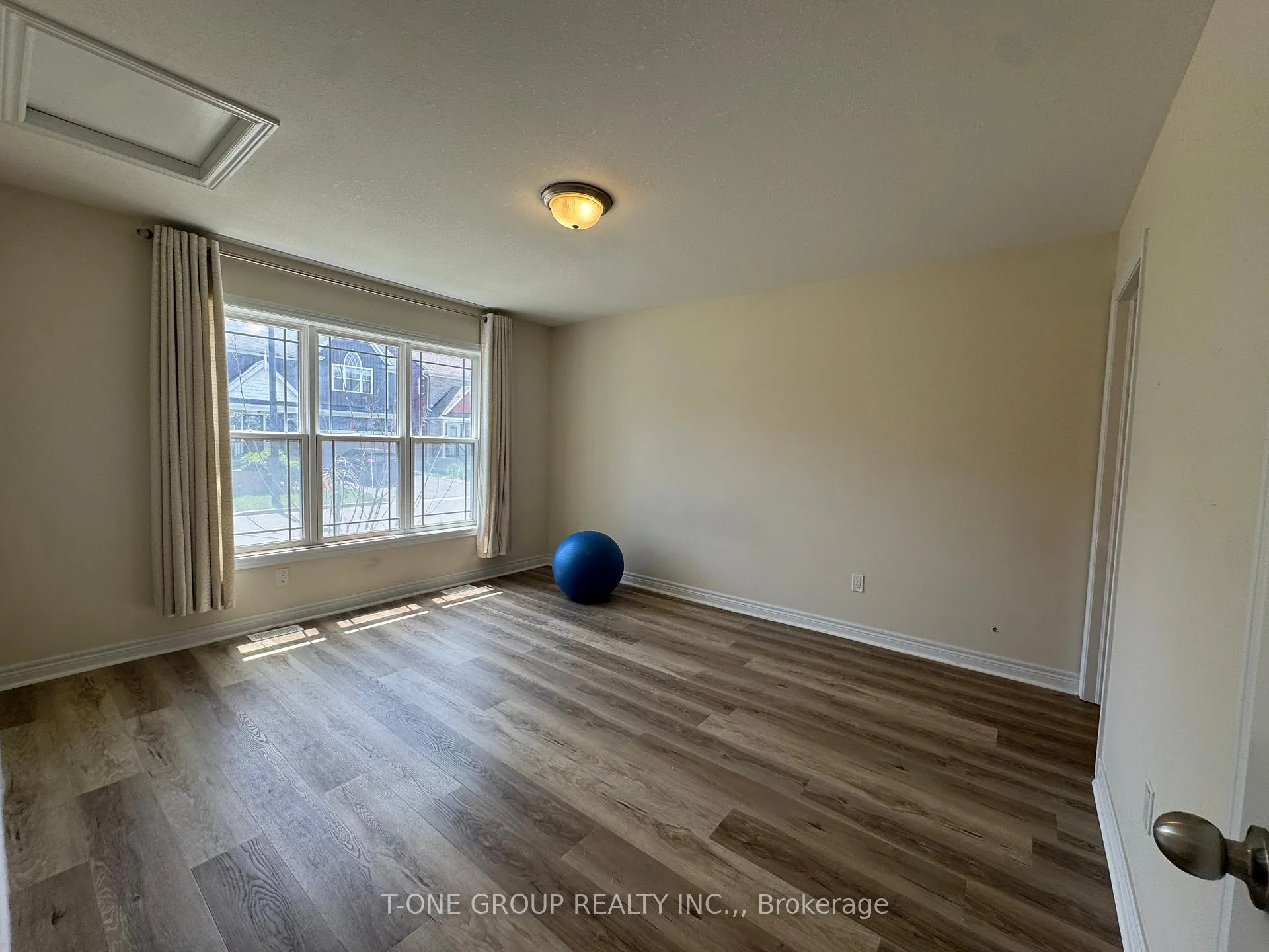 Photo 7 of 116 Rothwell Gardens, Peterborough, Northcrest Ward 5 — HOMEH