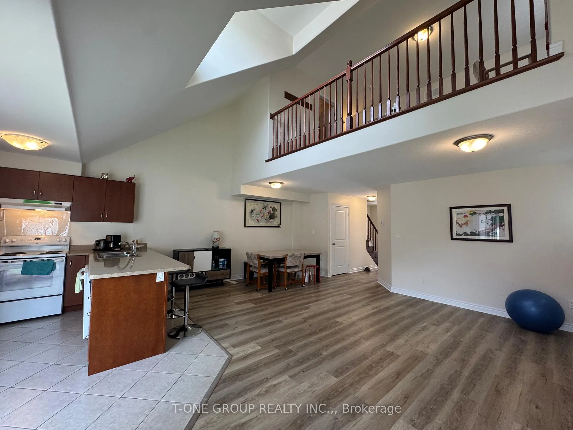 Photo 12 of 116 Rothwell Gardens, Peterborough, Northcrest Ward 5 — HOMEH