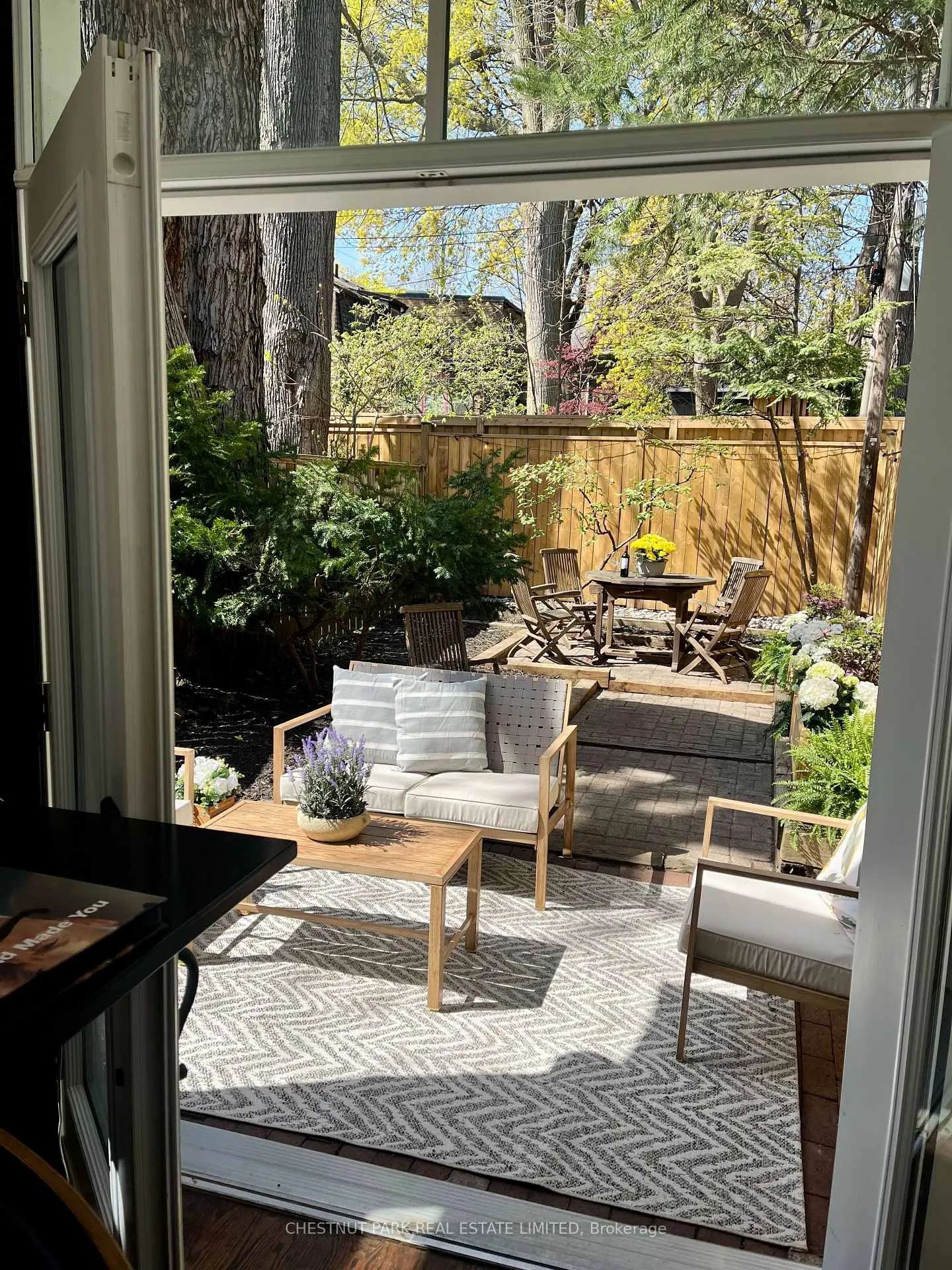 Photo 38 of 244 Cottingham Street, Toronto, Casa Loma — HOMEH
