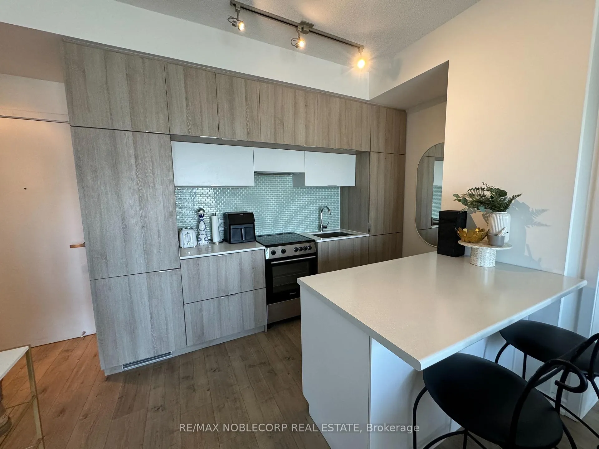 Photo 5 of Unit 2107, 159 Dundas Street E, Toronto, Church-Yonge Corridor — HOMEH