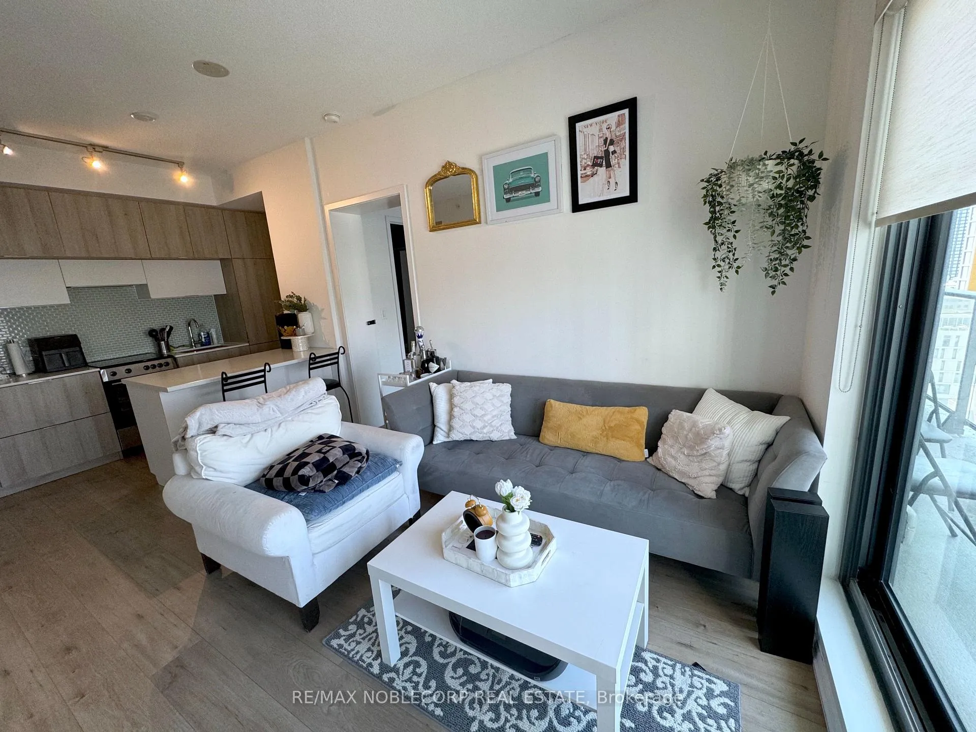 Photo 6 of Unit 2107, 159 Dundas Street E, Toronto, Church-Yonge Corridor — HOMEH