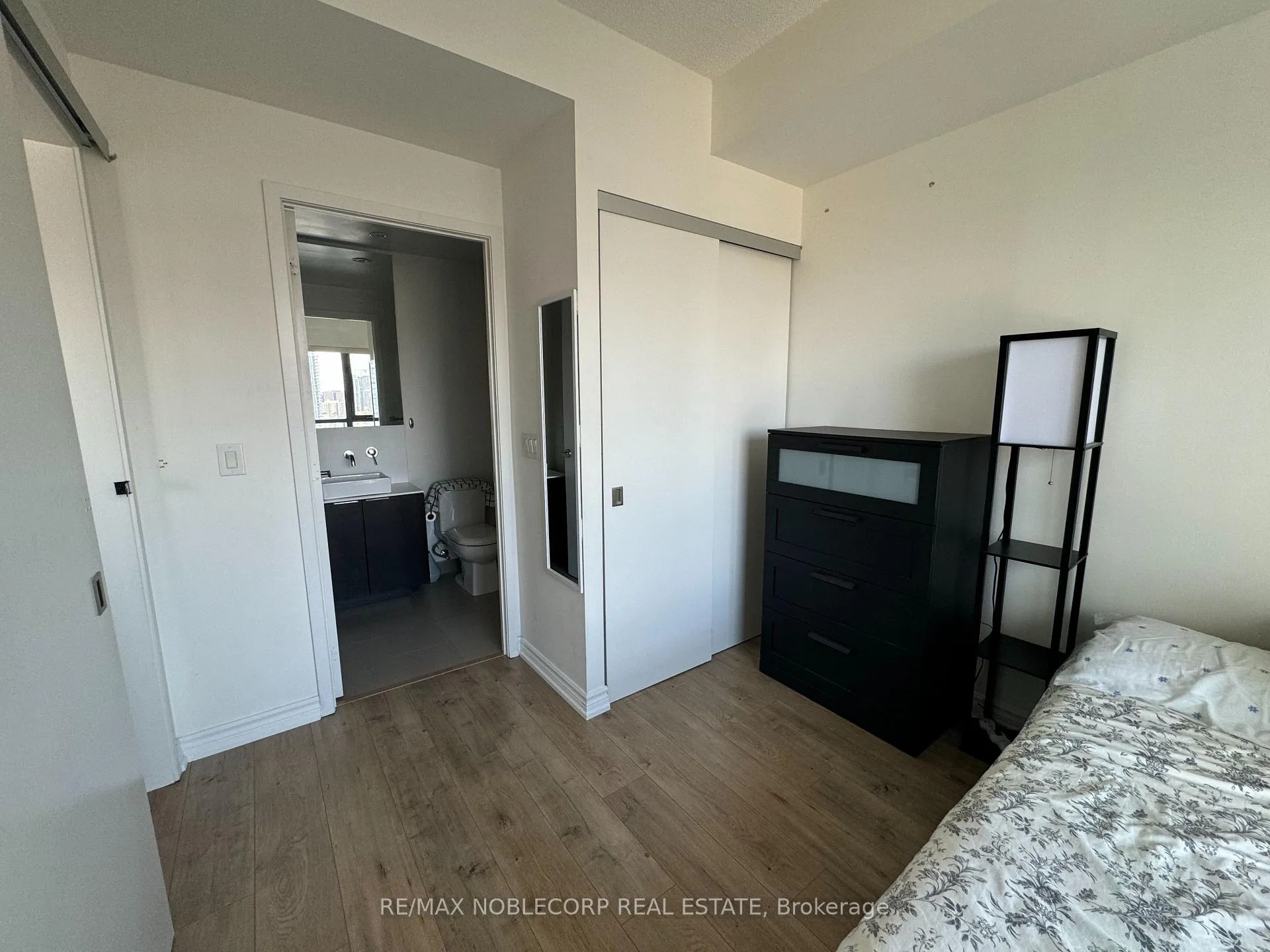 Photo 8 of Unit 2107, 159 Dundas Street E, Toronto, Church-Yonge Corridor — HOMEH