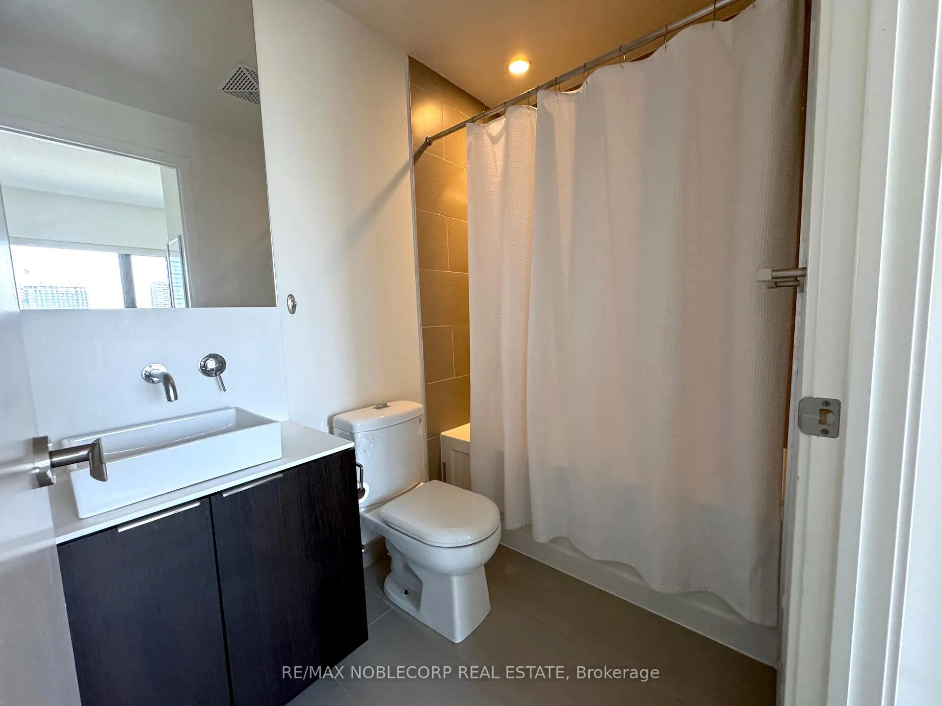 Photo 9 of Unit 2107, 159 Dundas Street E, Toronto, Church-Yonge Corridor — HOMEH