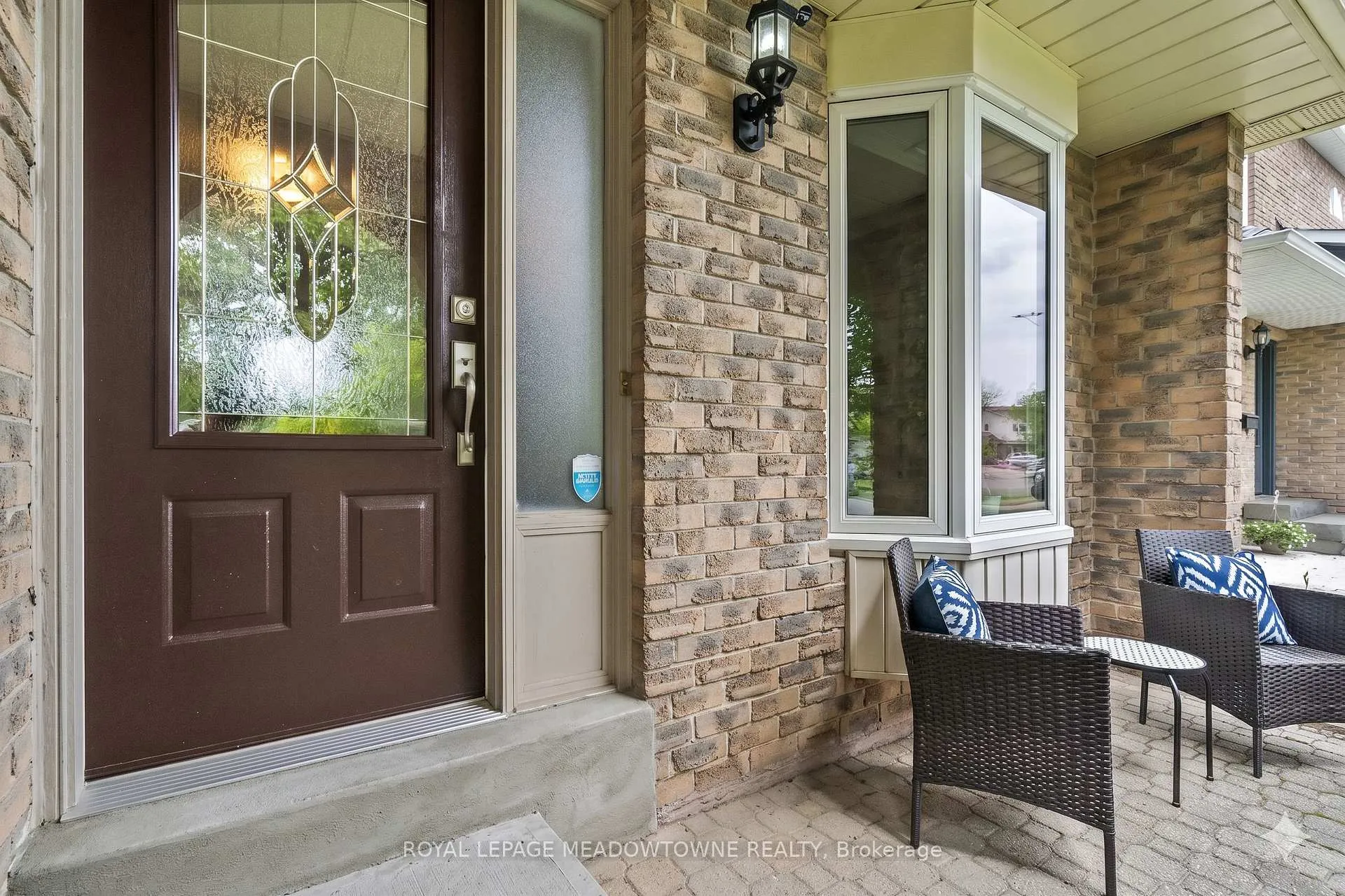 Photo 4 of 105 Laurier Avenue, Milton, Bronte Meadows — HOMEH