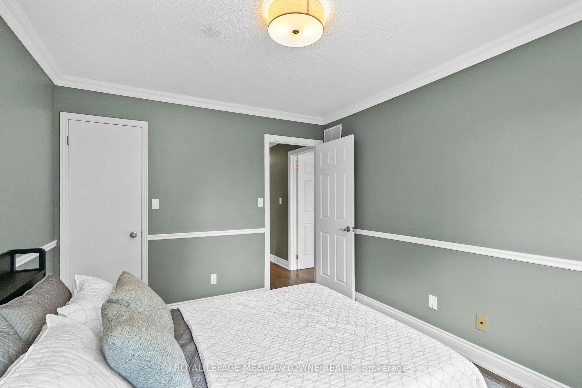 Photo 27 of 105 Laurier Avenue, Milton, Bronte Meadows — HOMEH