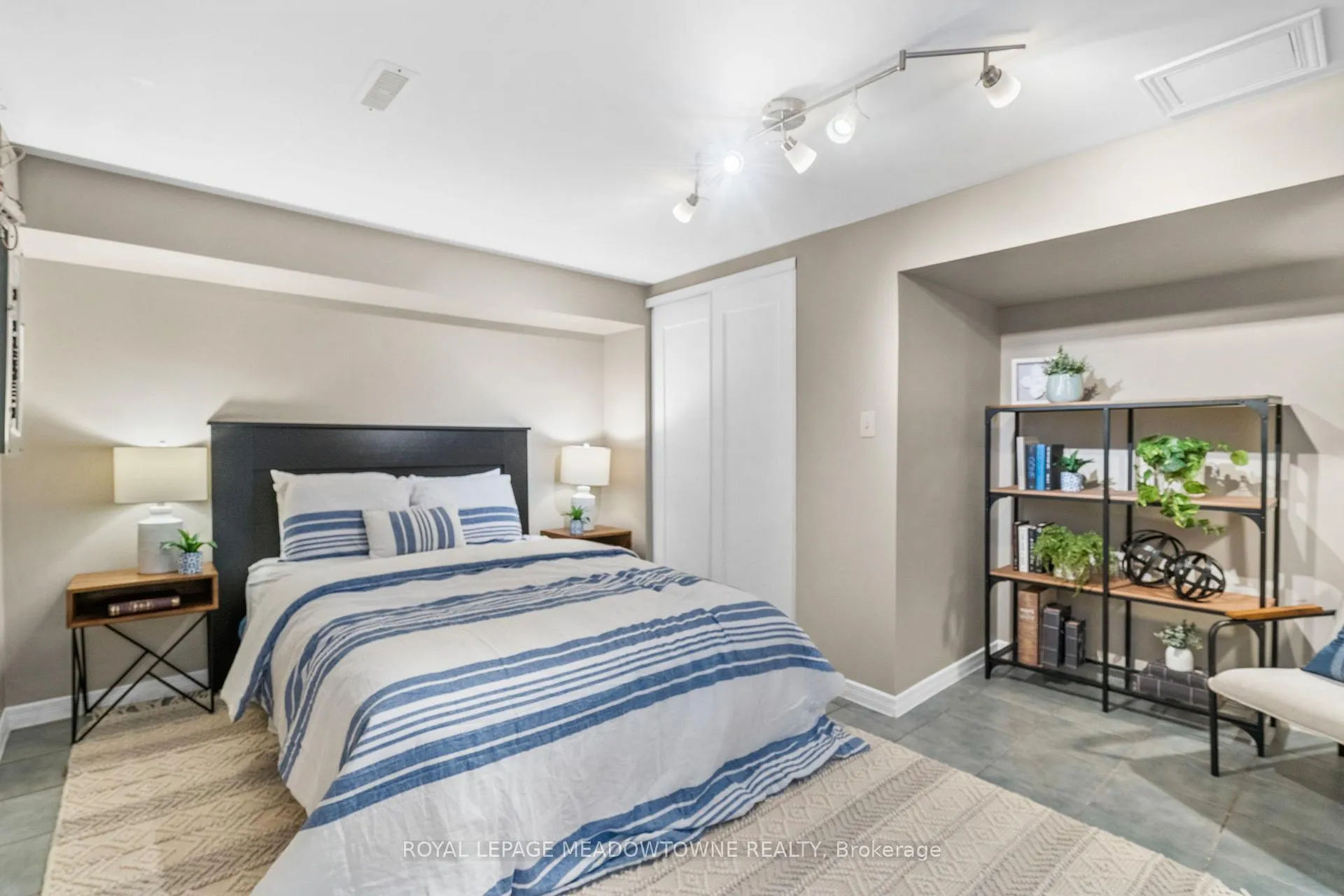 Photo 32 of 105 Laurier Avenue, Milton, Bronte Meadows — HOMEH