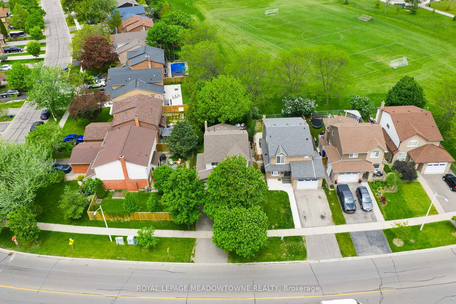 Photo 43 of 105 Laurier Avenue, Milton, Bronte Meadows — HOMEH