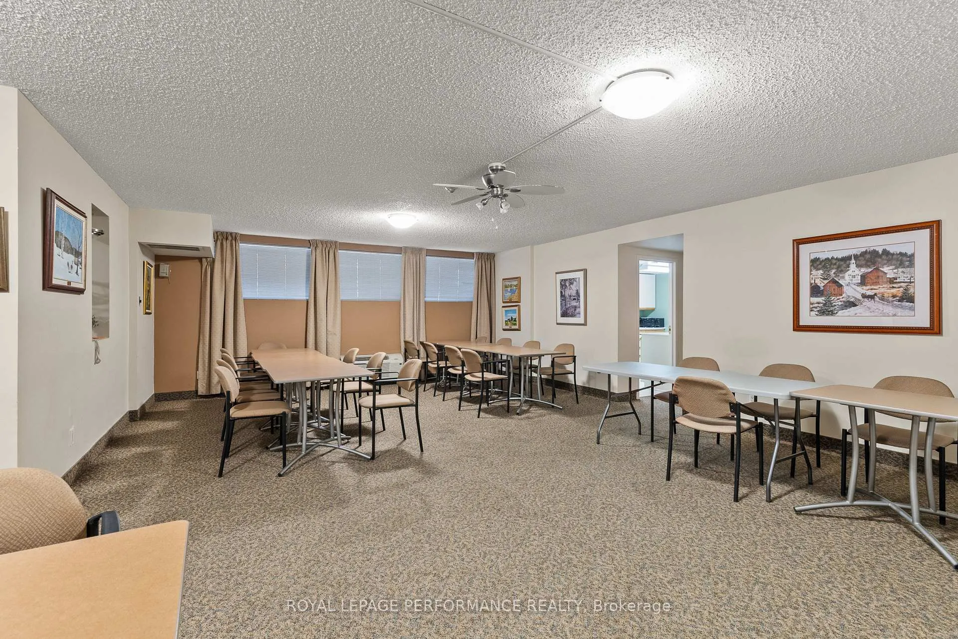 Photo 23 of Unit Unit #407, 200 Lafontaine Avenue, Ottawa, Vanier — HOMEH