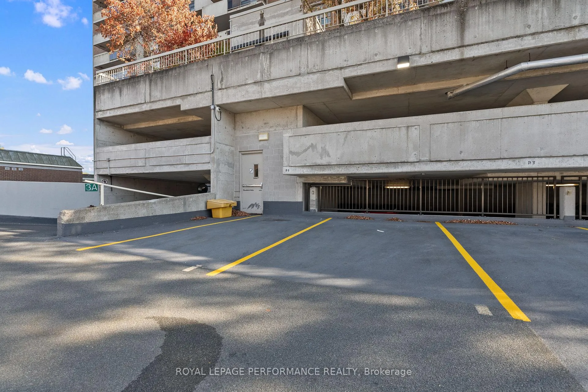 Photo 26 of Unit Unit #407, 200 Lafontaine Avenue, Ottawa, Vanier — HOMEH