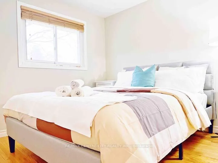 Photo 13 of 116 Paperbirch Crescent E, London, North K — HOMEH