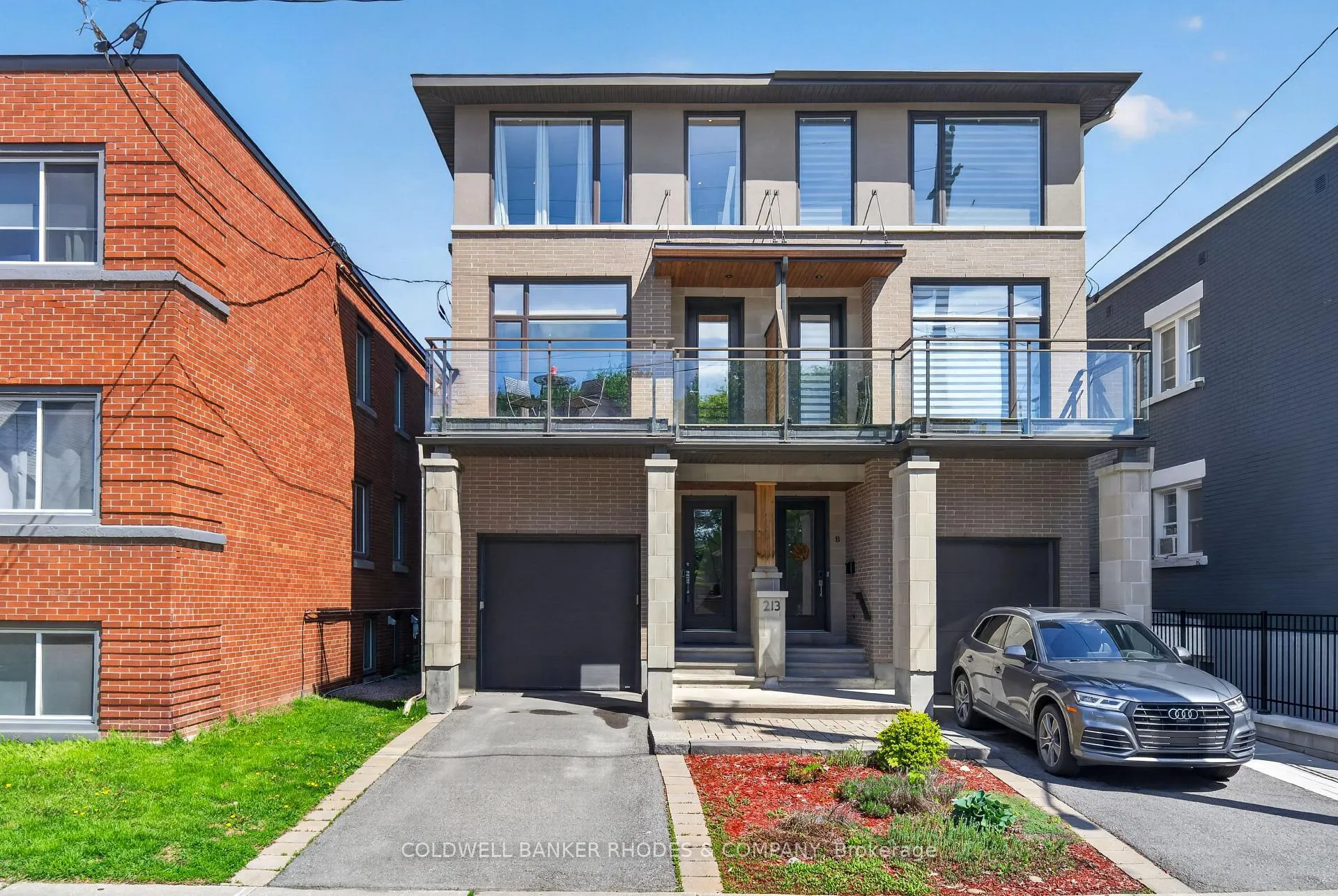 Photo 2 of Unit A, 213 Ivy Crescent, Ottawa, Lindenlea — HOMEH