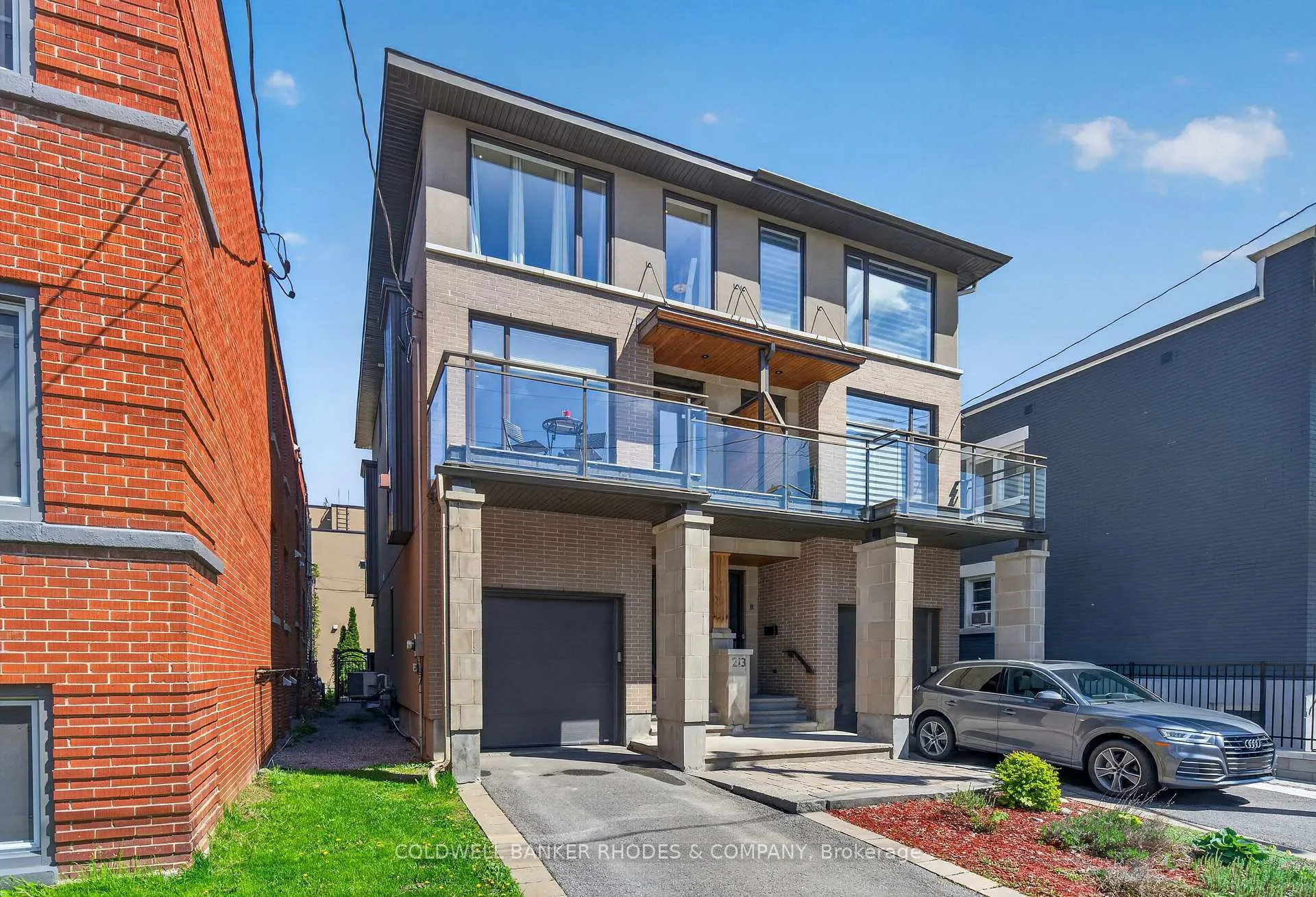 Photo 3 of Unit A, 213 Ivy Crescent, Ottawa, Lindenlea — HOMEH