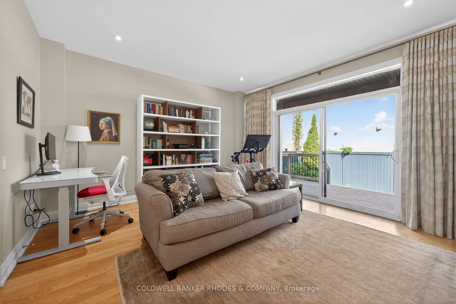 Photo 10 of Unit A, 213 Ivy Crescent, Ottawa, Lindenlea — HOMEH