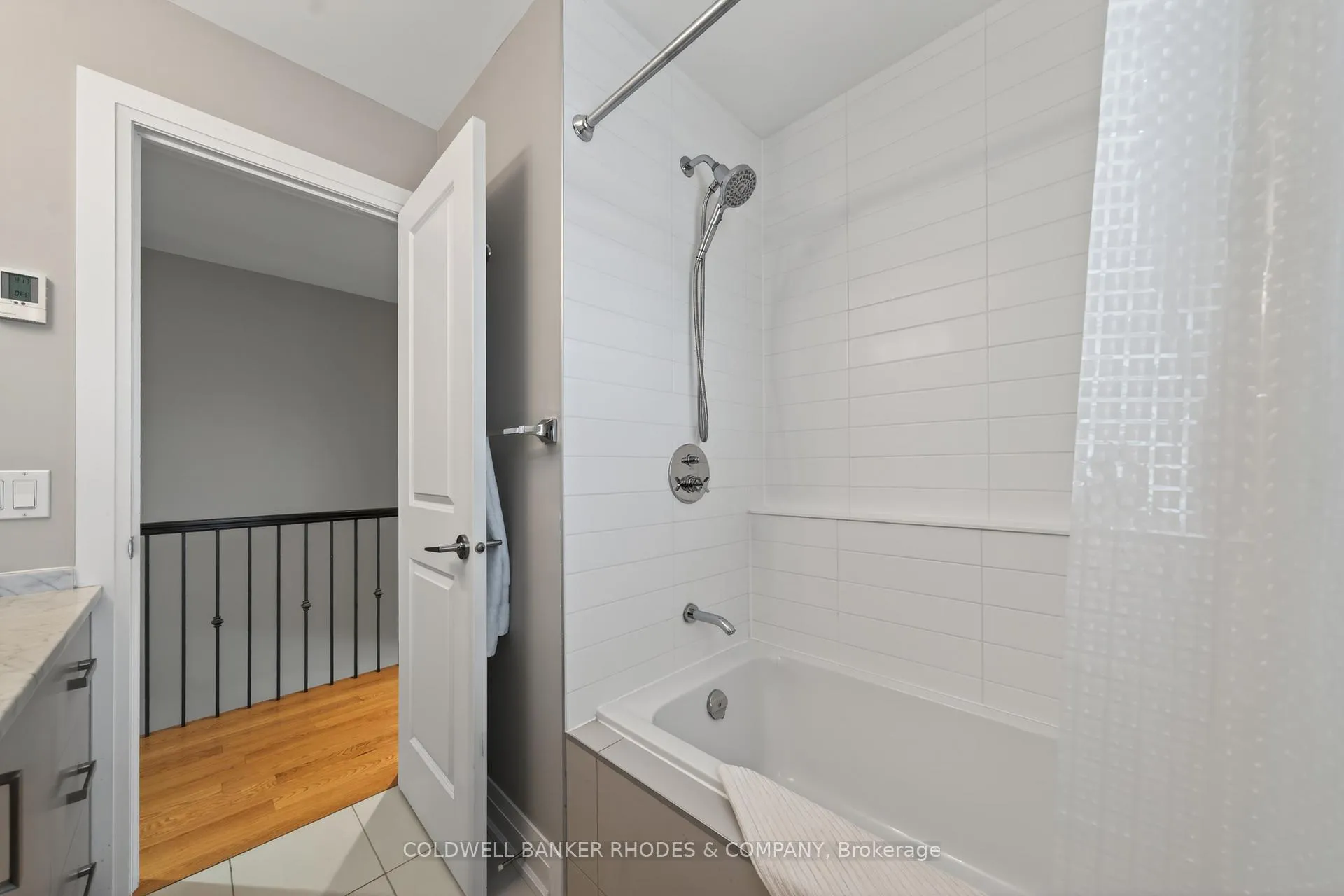 Photo 37 of Unit A, 213 Ivy Crescent, Ottawa, Lindenlea — HOMEH