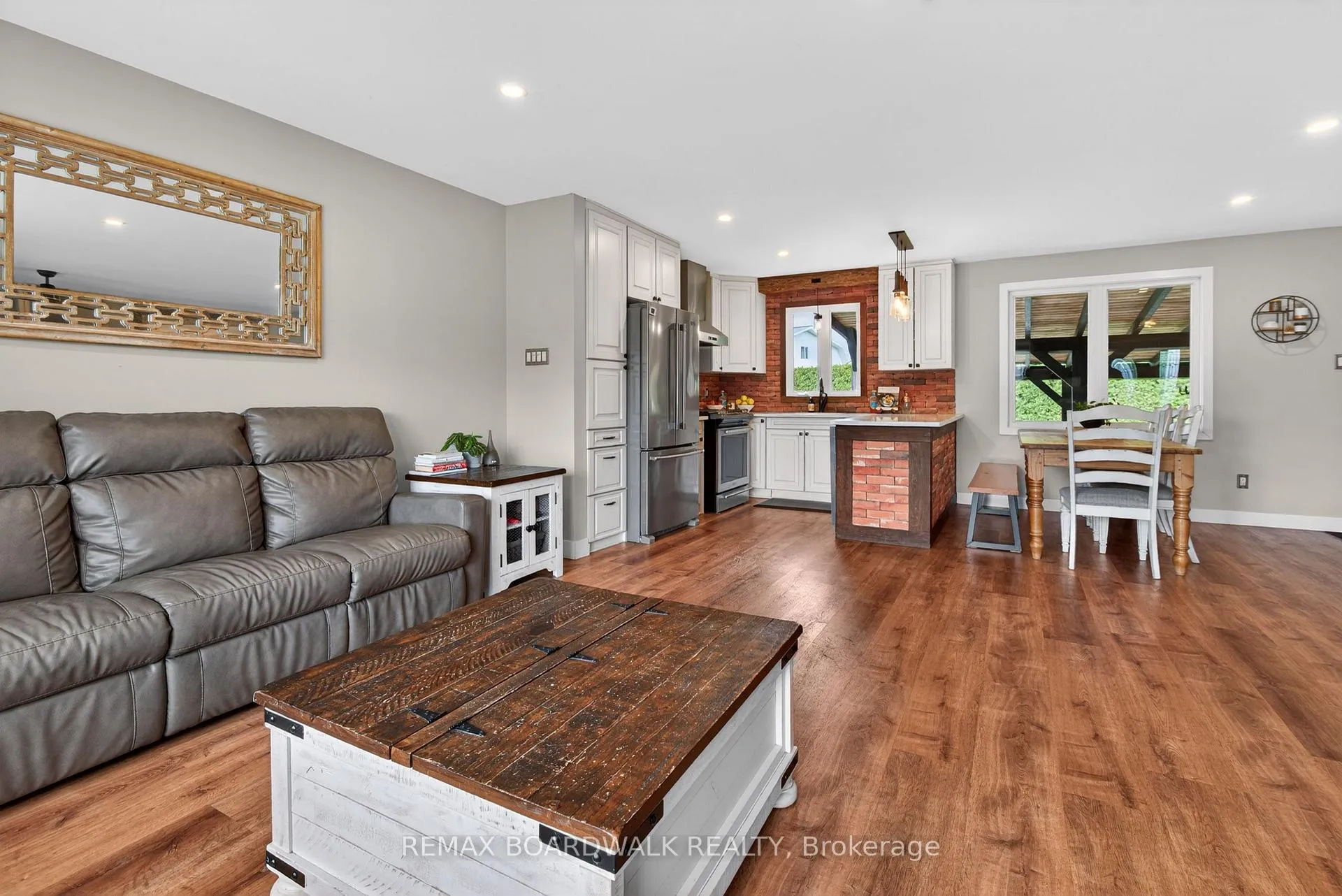 Photo 6 of 13 Alice Street, Casselman, Casselman — HOMEH