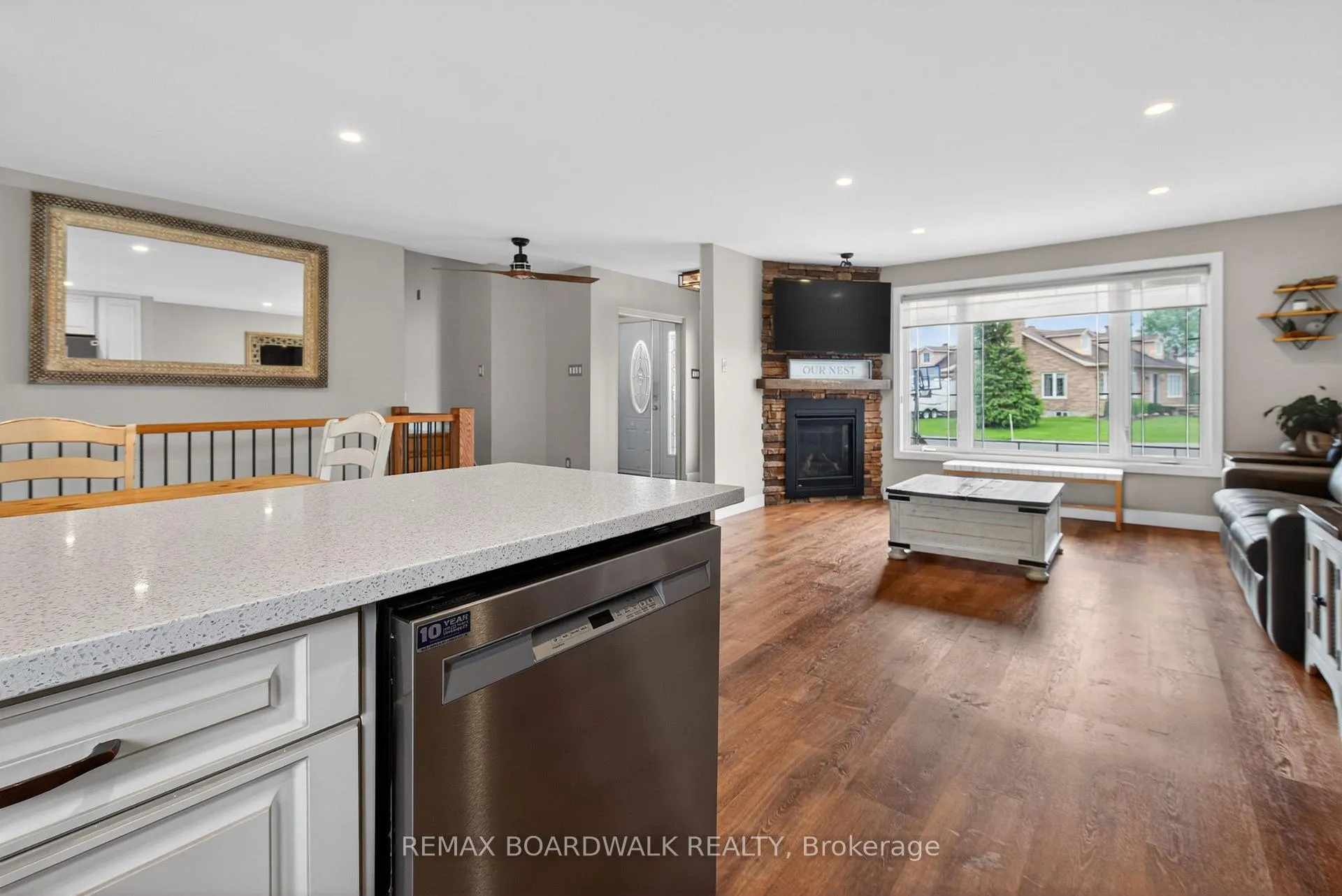 Photo 10 of 13 Alice Street, Casselman, Casselman — HOMEH