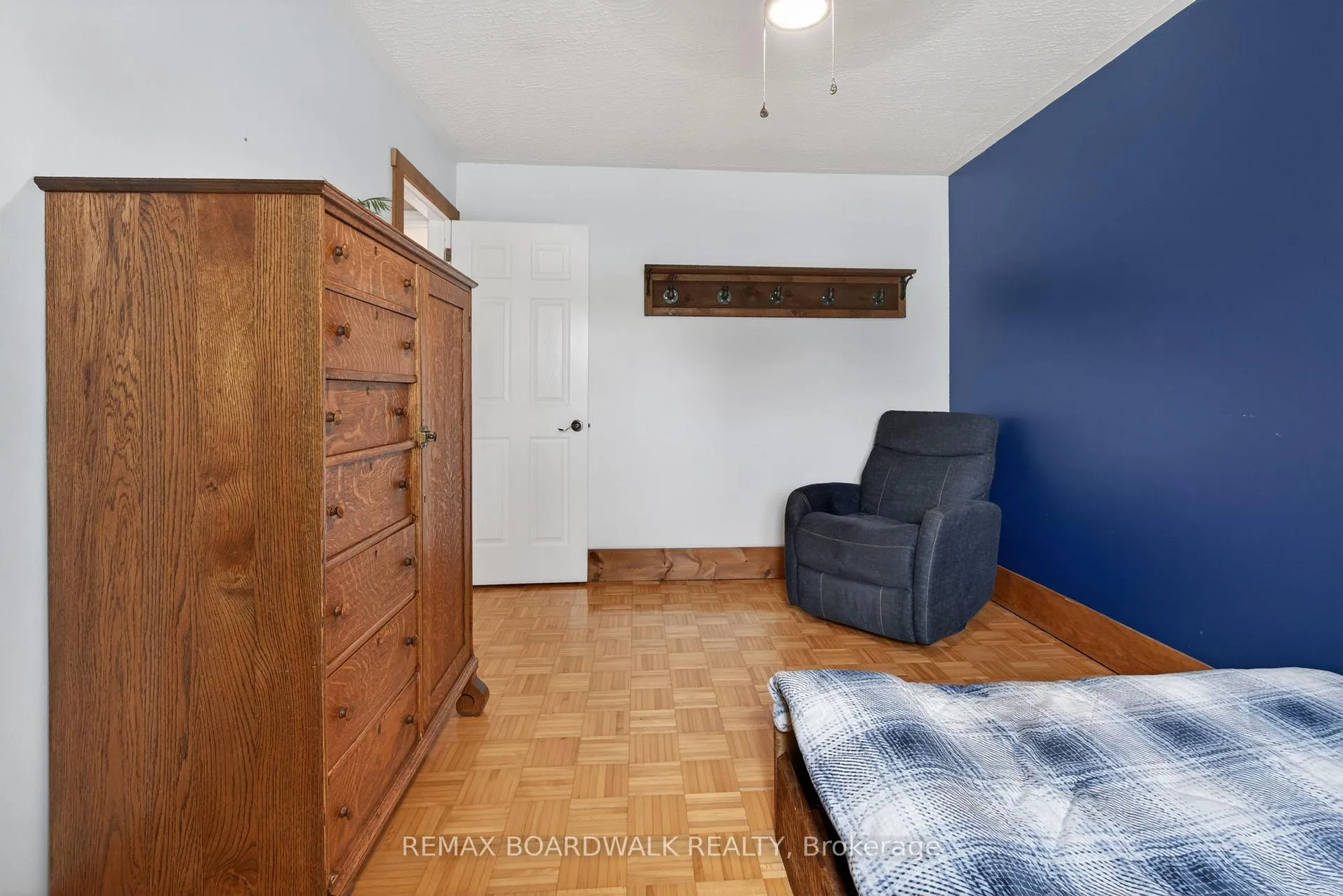 Photo 24 of 13 Alice Street, Casselman, Casselman — HOMEH