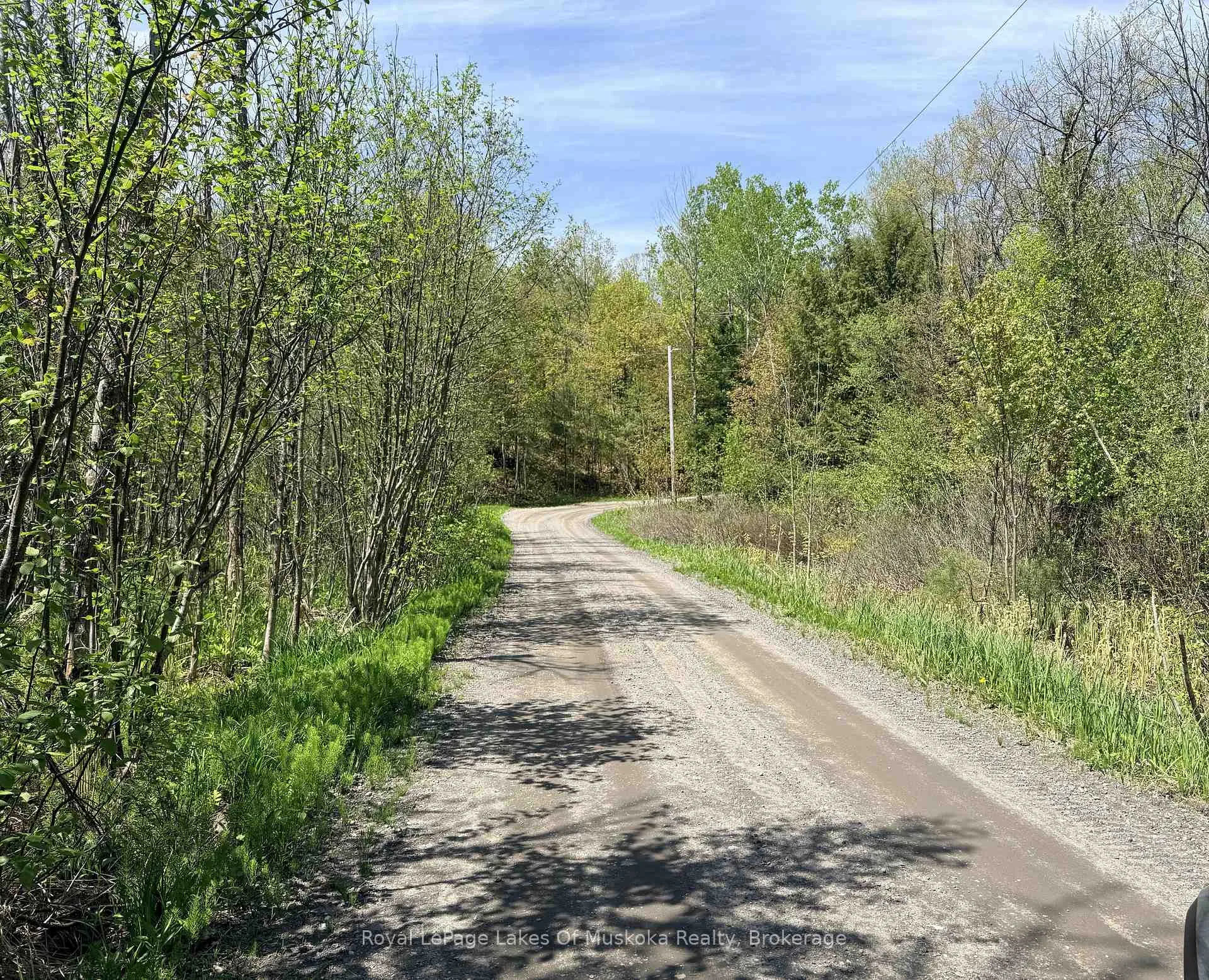 Photo 3 of 000 Fourwheel Drive, Gravenhurst, Wood (Gravenhurst) — HOMEH